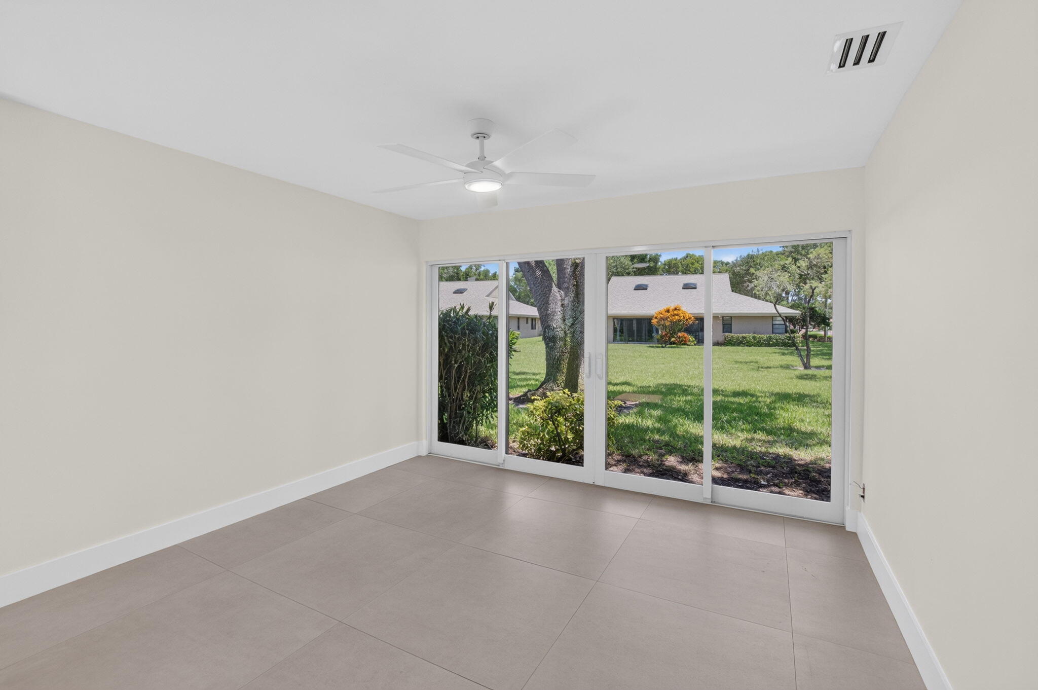 WHISPER WALK SEC E CONDO - Residential