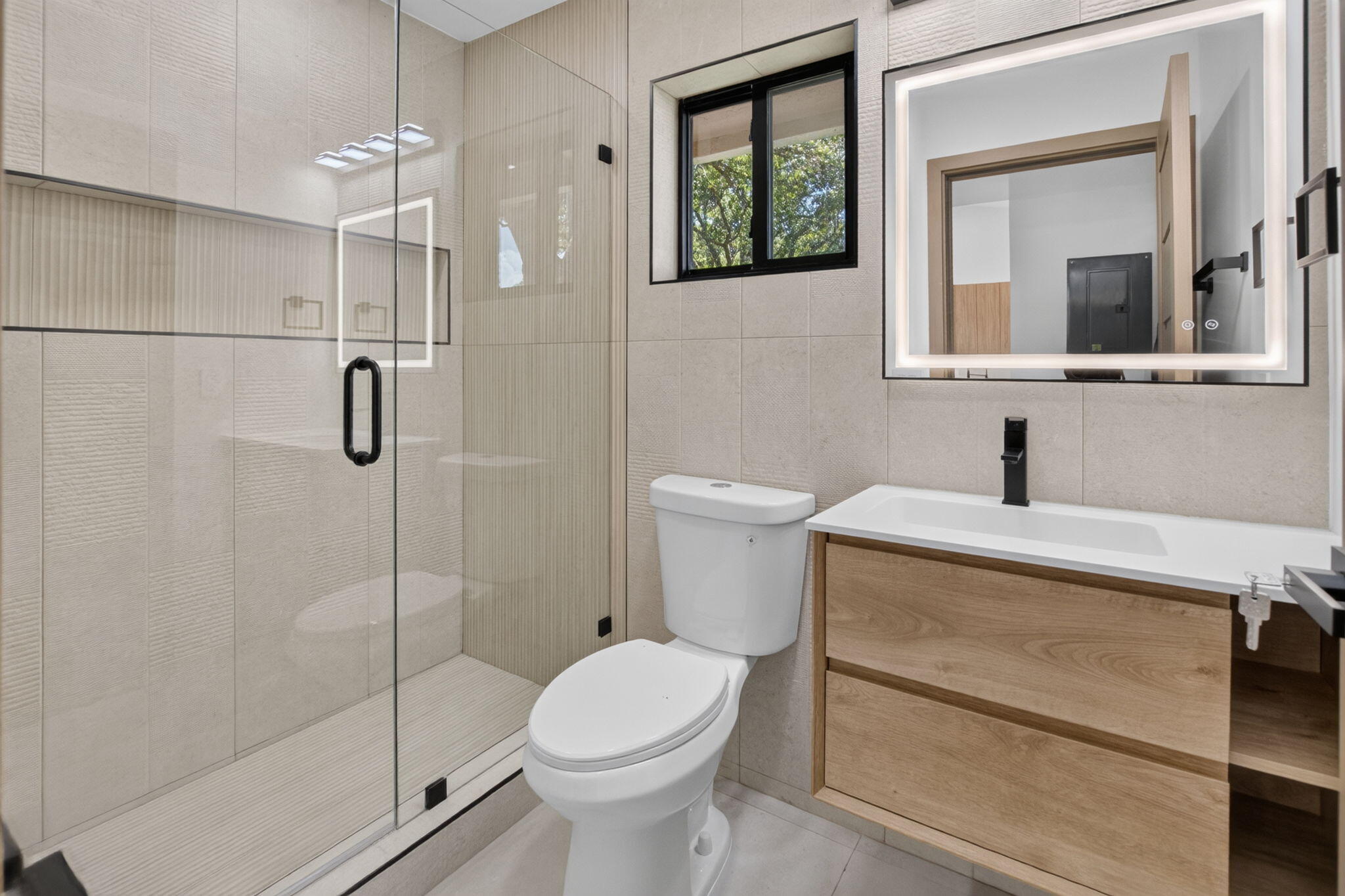 WHISPER WALK SEC E CONDO - Residential