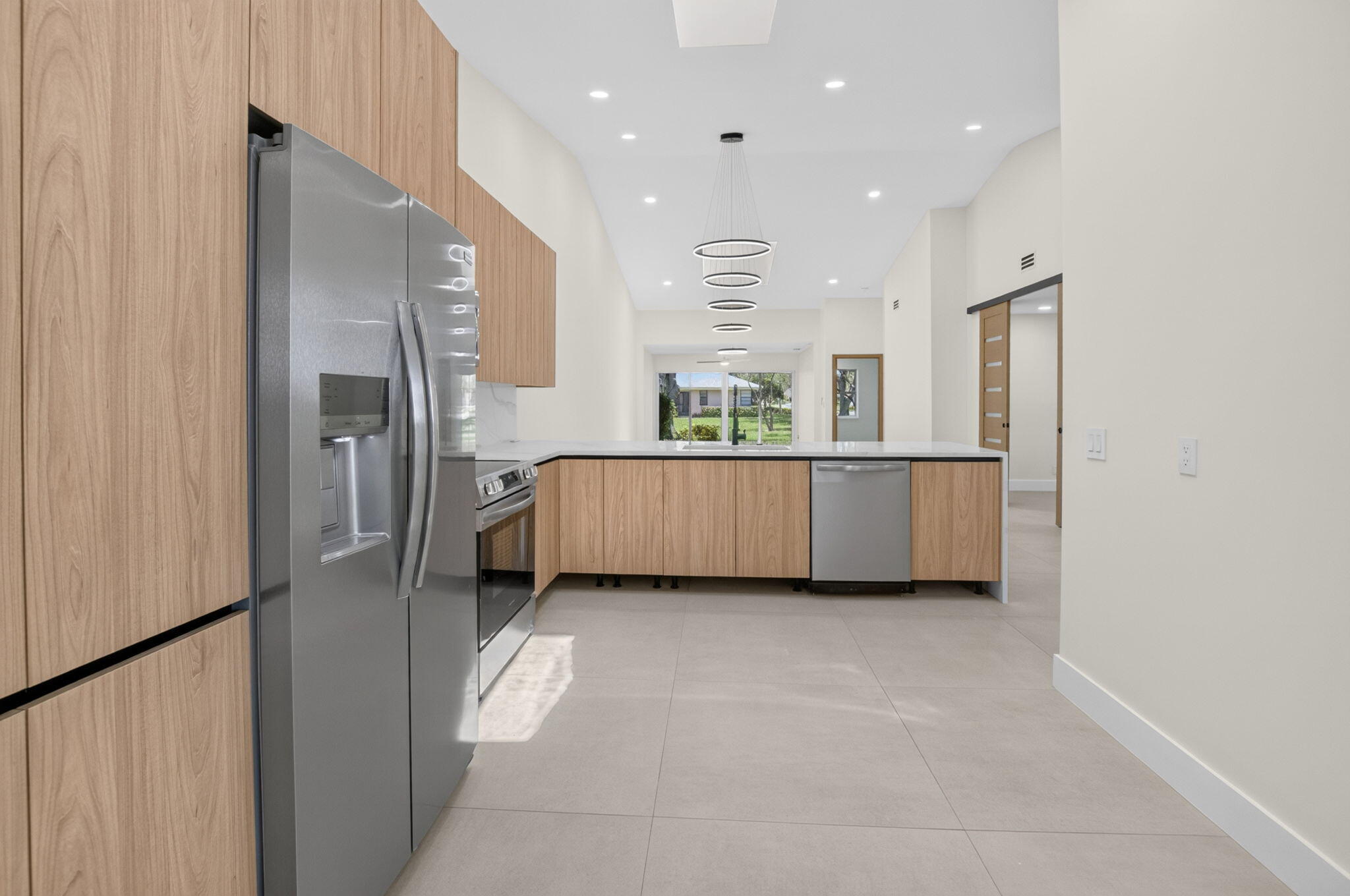 WHISPER WALK SEC E CONDO - Residential