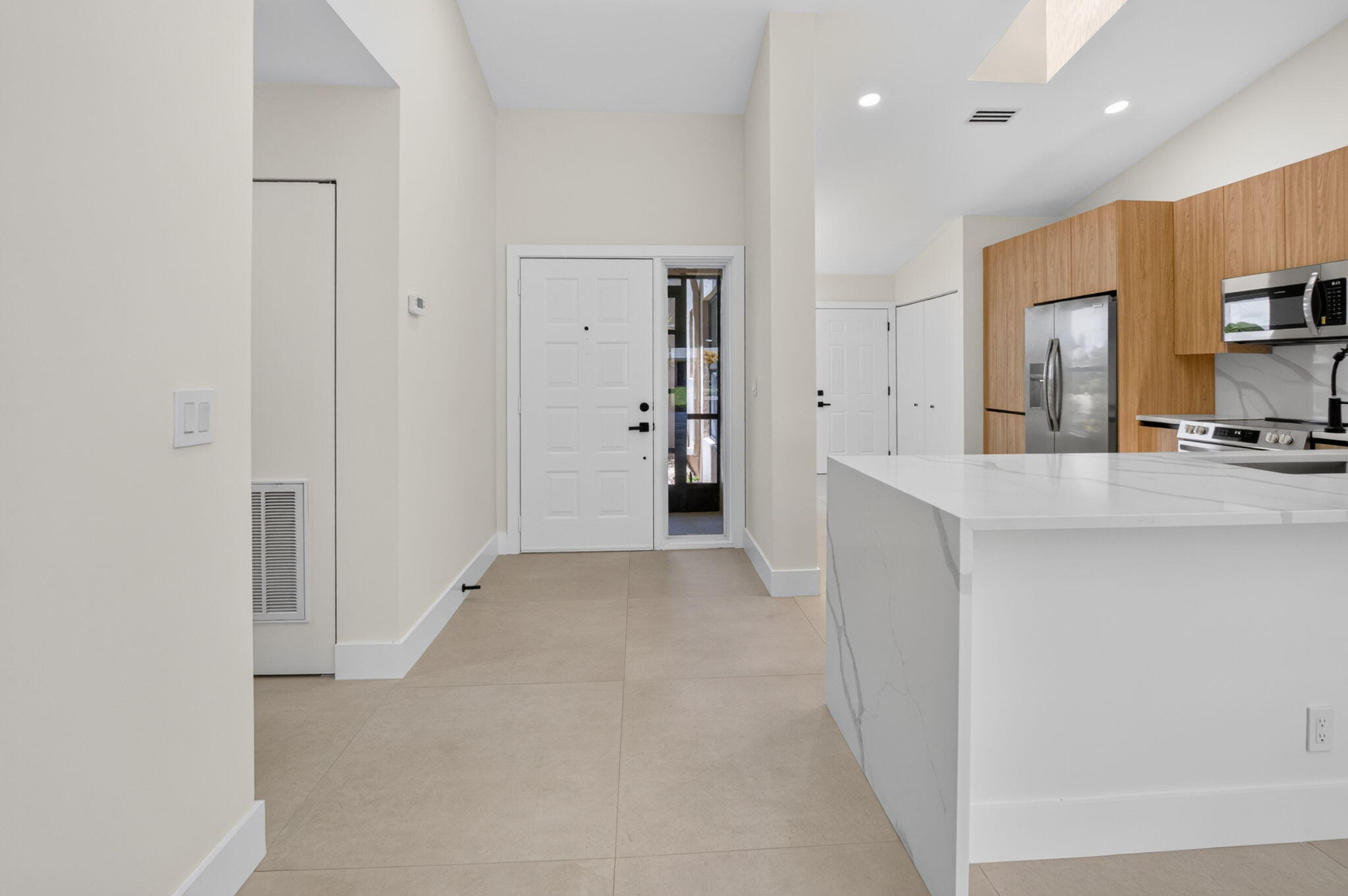 WHISPER WALK SEC E CONDO - Residential