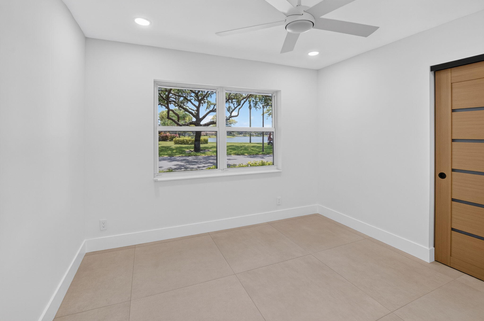 WHISPER WALK SEC E CONDO - Residential