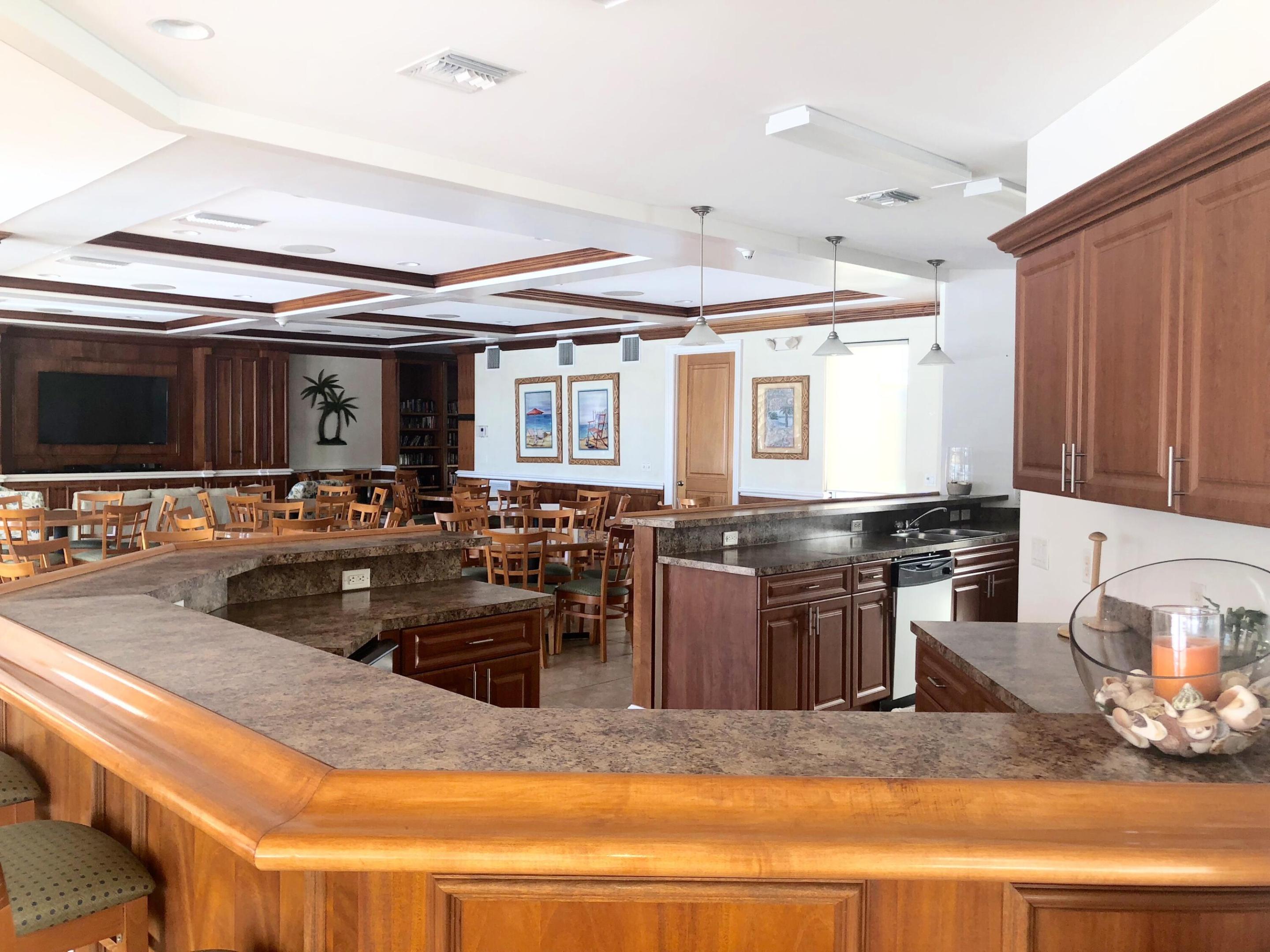 PHOENIX TOWERS CONDO - Residential Lease