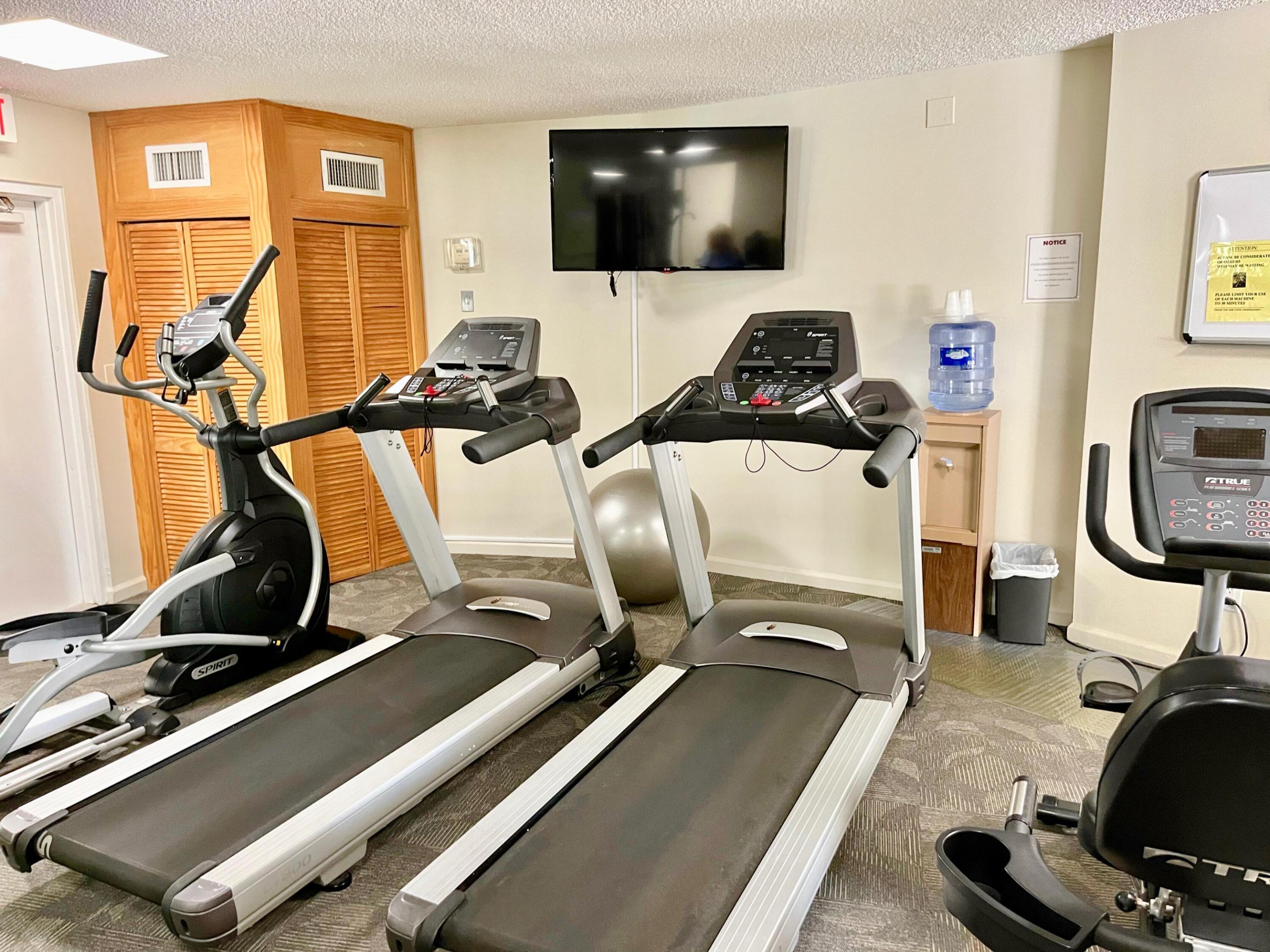 PHOENIX TOWERS CONDO - Residential Lease