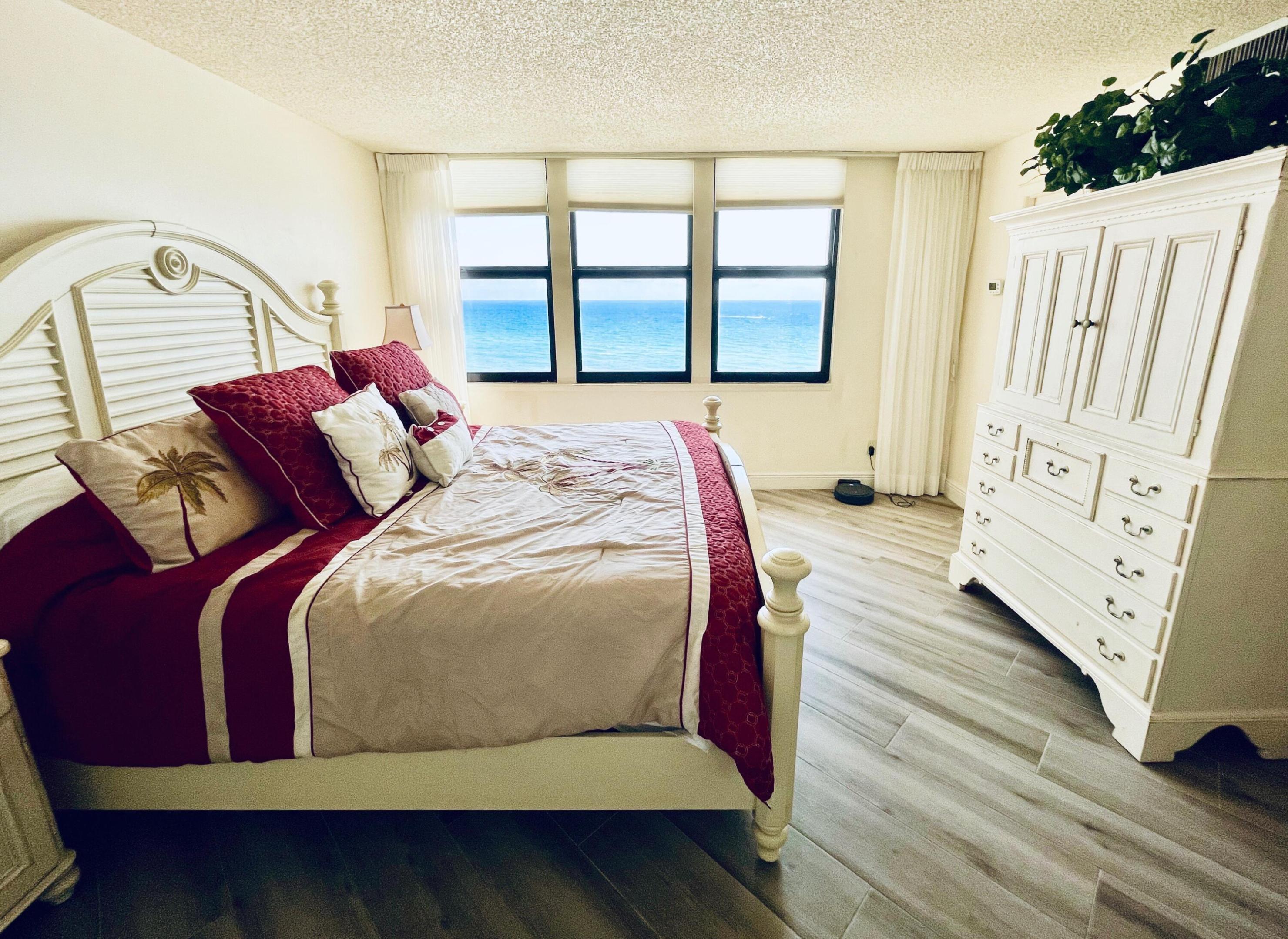 PHOENIX TOWERS CONDO - Residential Lease