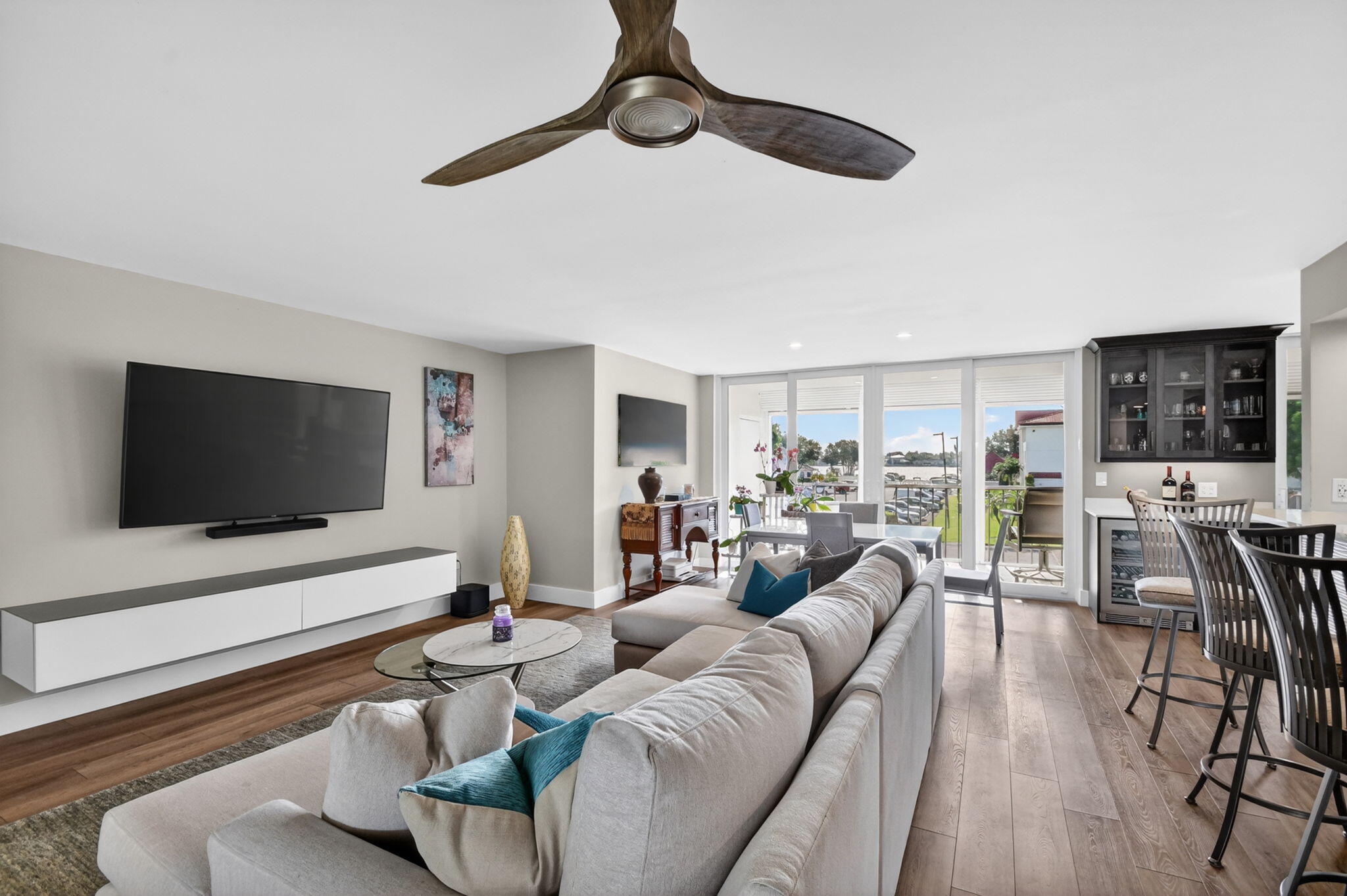 HALF MOON BAY CONDO - Residential