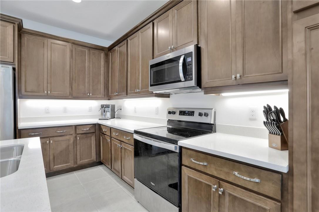Sandpiper Pointe - Residential