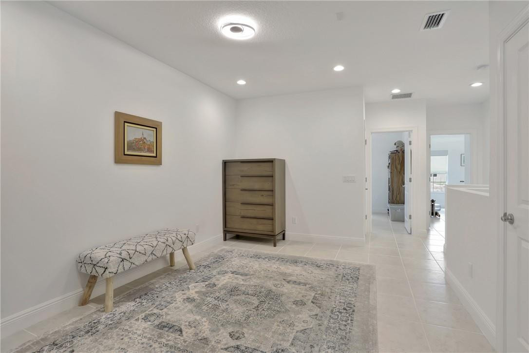 Sandpiper Pointe - Residential