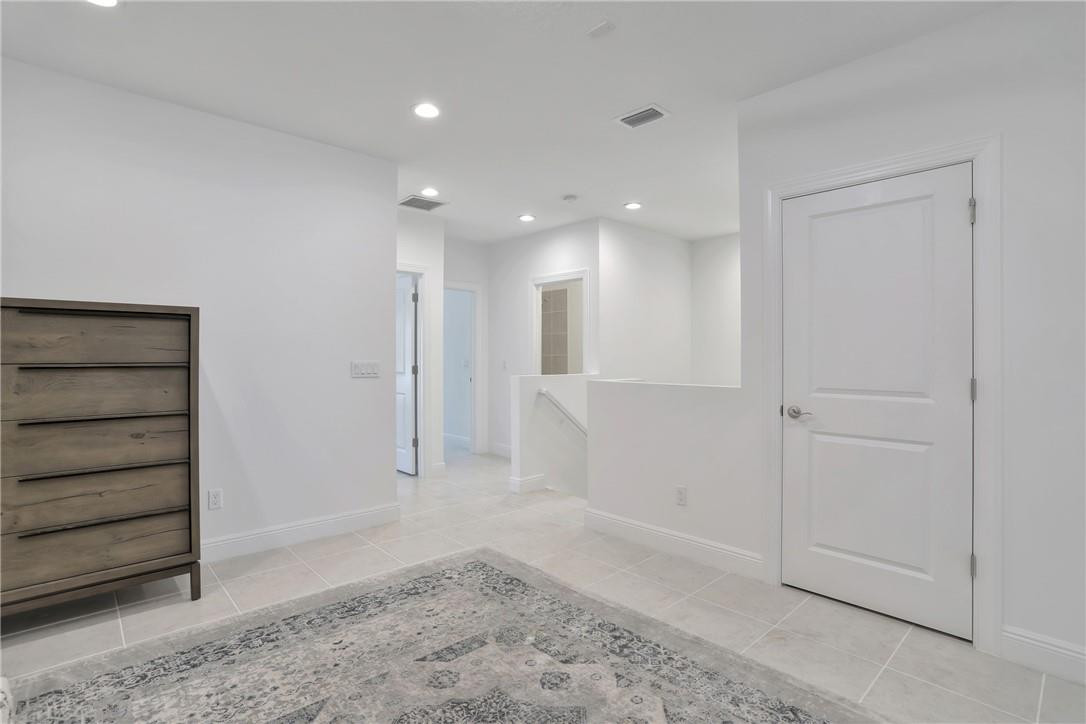 Sandpiper Pointe - Residential