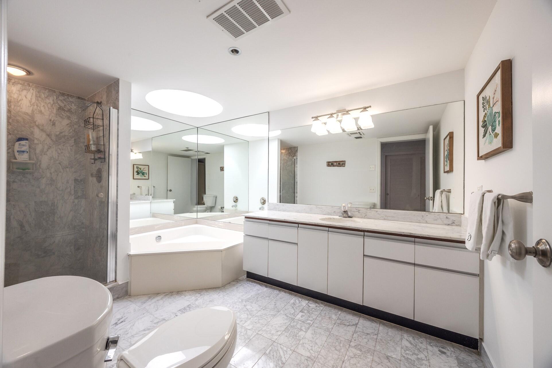 MAYFAIR OF BOCA RATON CONDO - Residential