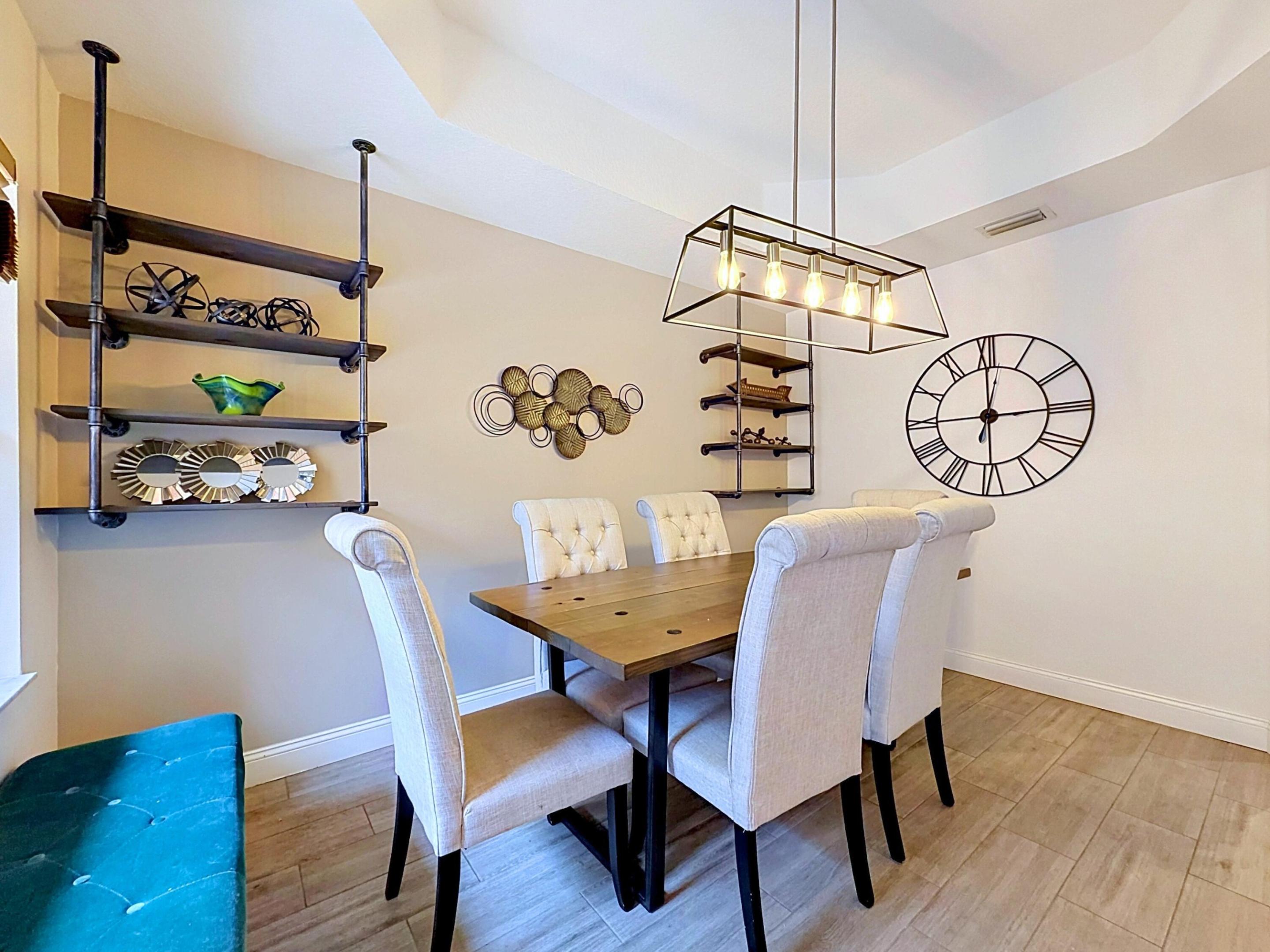 THE VILLAS AT HARBOR ISLES - Residential