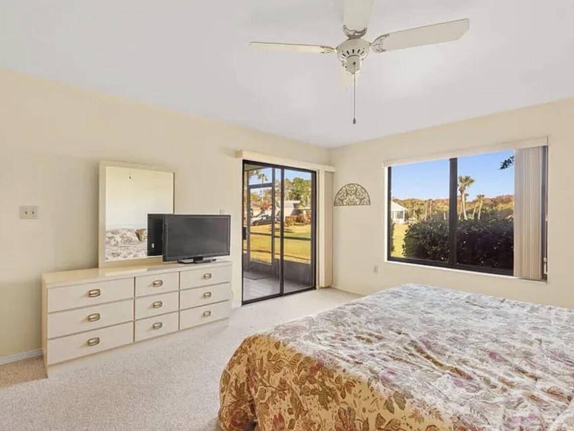 PELICAN POINTE OF SEBASTIAN V - Residential Lease