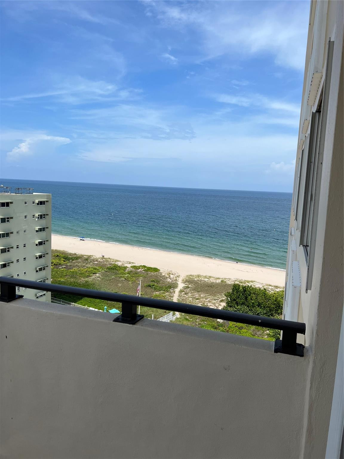 OCEAN PLACE...5 STAR RESORT LIVING DIRECTLY ON THE OCEAN IN BEAUTIFUL LAUDERDALE BY THE SEA. Enter this beautiful 2bed/2bath unit and your eyes take you directly out to the large Balcony....180 degree views of the Ocean and the Intracoastal....watch the sun rise and set. Ocean Place offers amenities galore...24/7 Concierge, 24/7 Valet Parking, State of the Art Gym and Aerobics room, Billiards room, Media Room, Library and men's and women's saunas. Pet and Rent friendly. Make it yours This Lovely, Fully Furnished Turnkey unit at Ocean Place in Lauderdale by the Sea is like living in a 5 Star Resort with all of the amenities that go with it. Directly on the Sand... close to shops, restaurants and Downtown Lauderdale by the Sea. Two pets allow