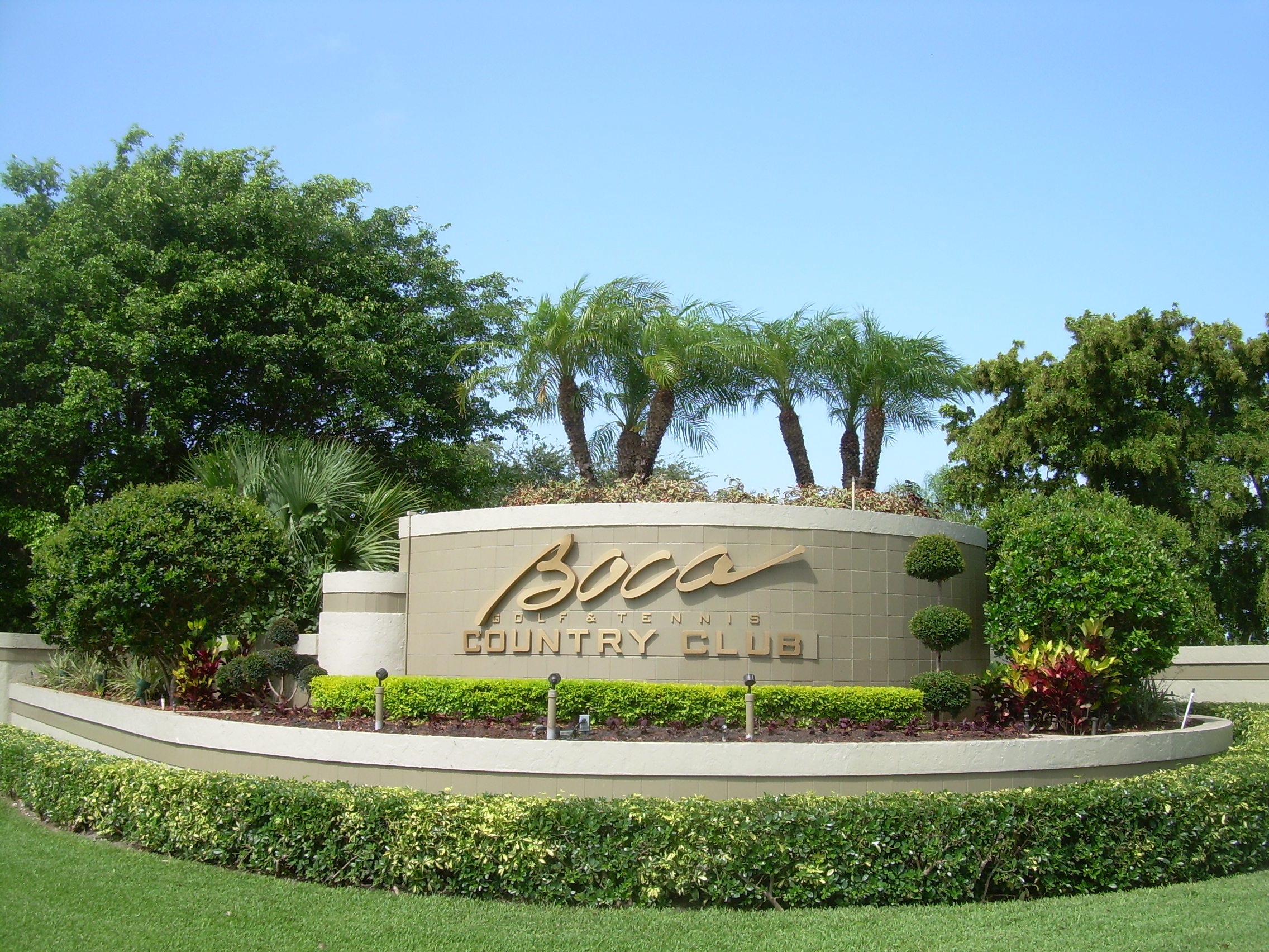 FAIRWAYS AT BOCA GOLF & TENNIS CONDO - Residential Lease
