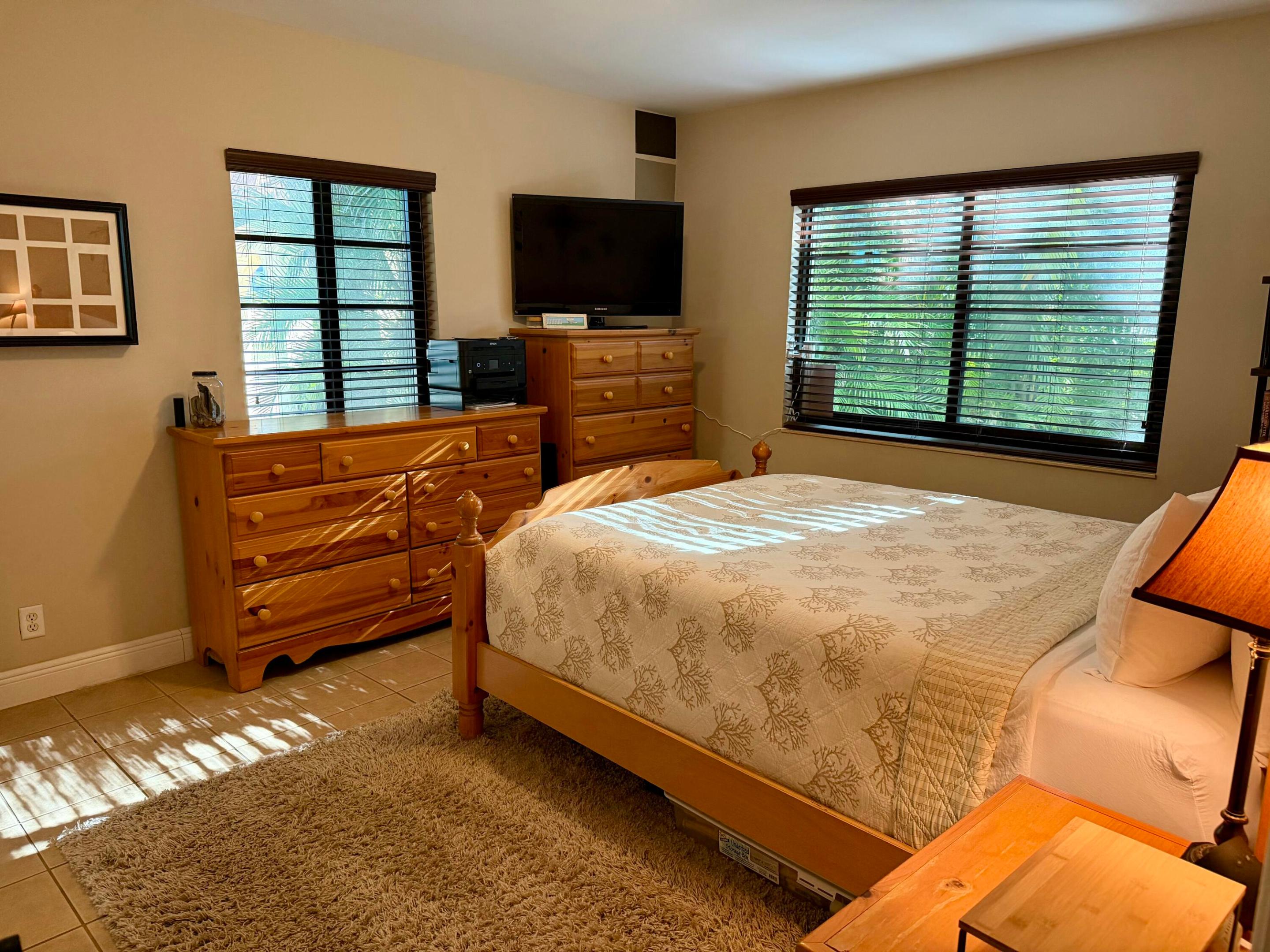 CYPRESS PARK CONDO - Residential