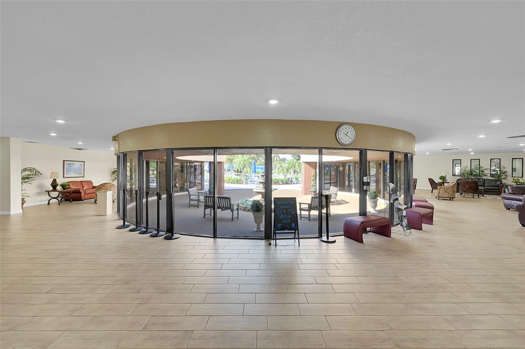 SUNRISE LAKES PHASE III - Residential