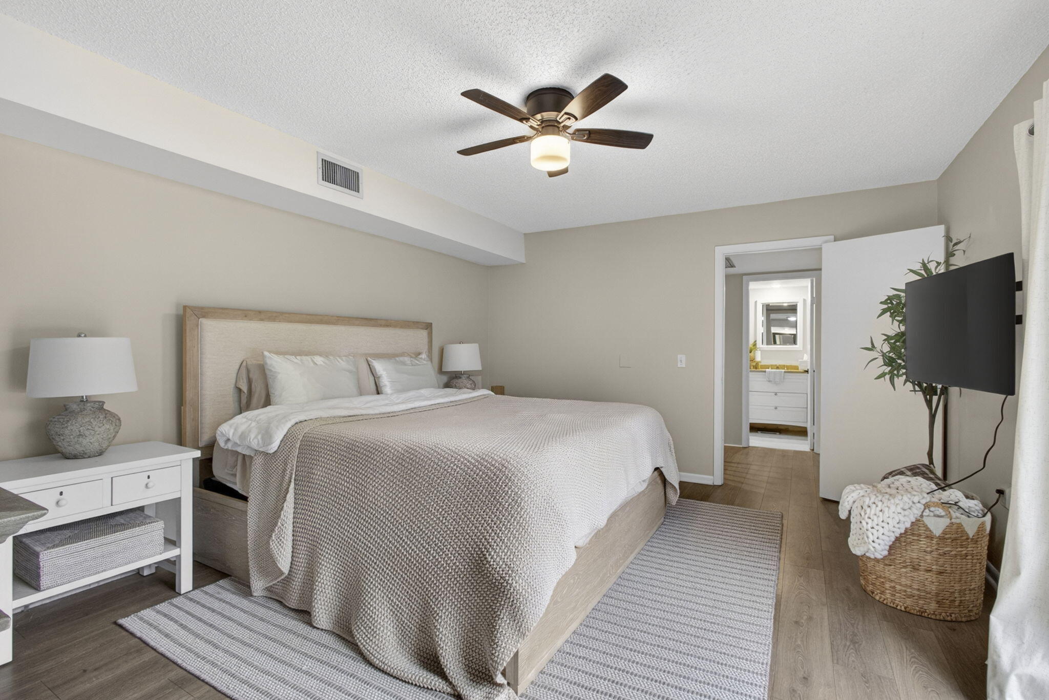 GLENWOOD TWNHS - Residential