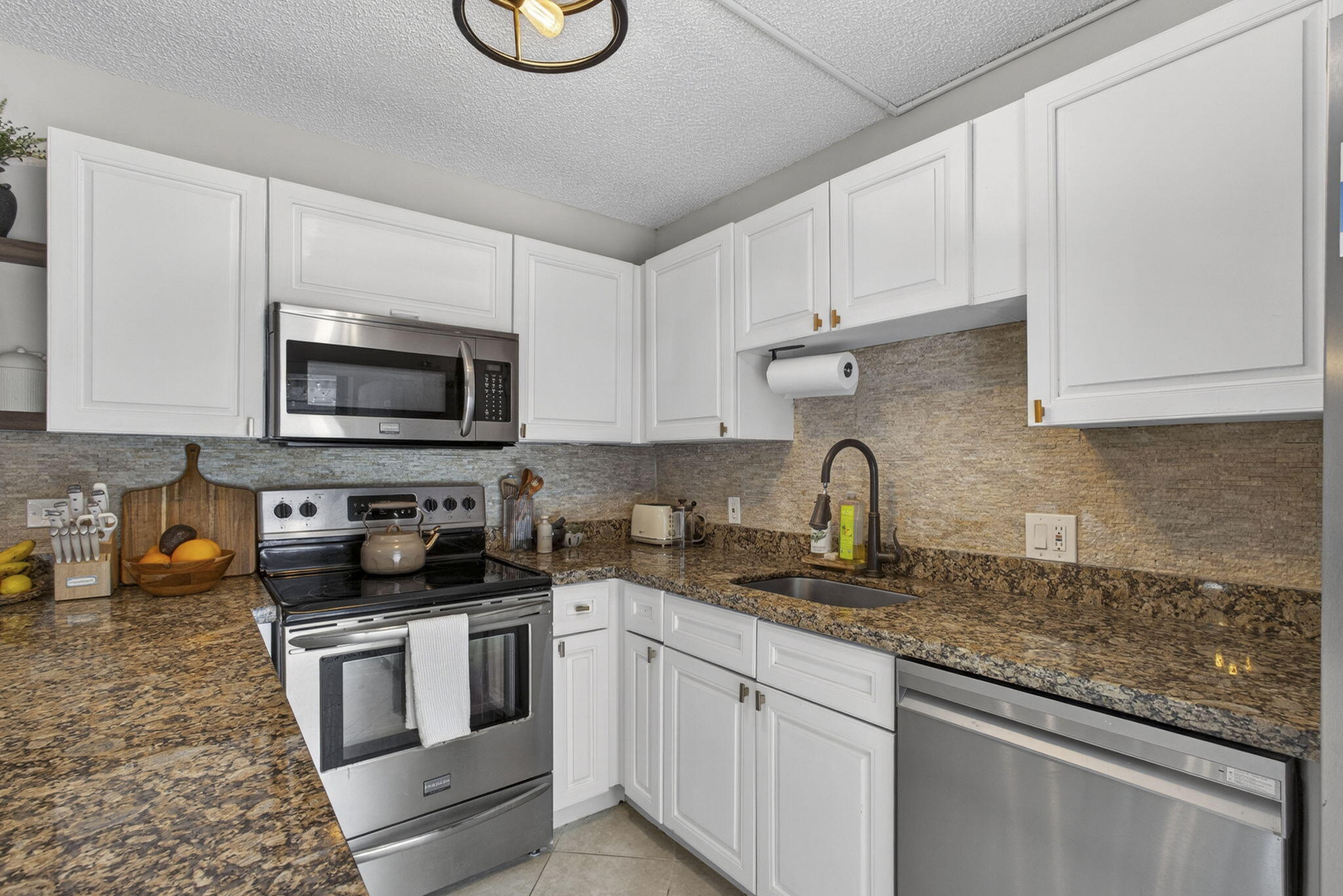 GLENWOOD TWNHS - Residential