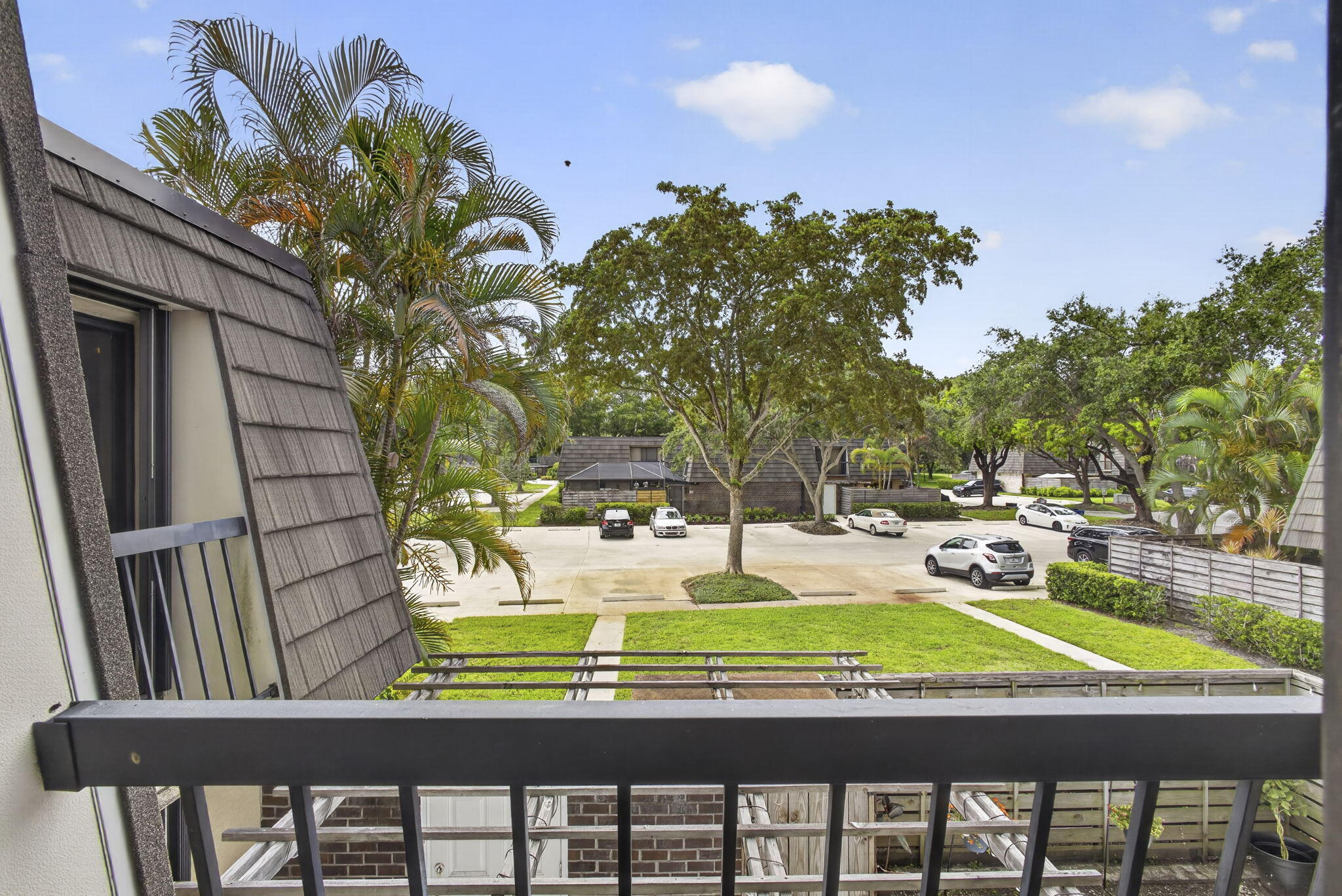 GLENWOOD TWNHS - Residential