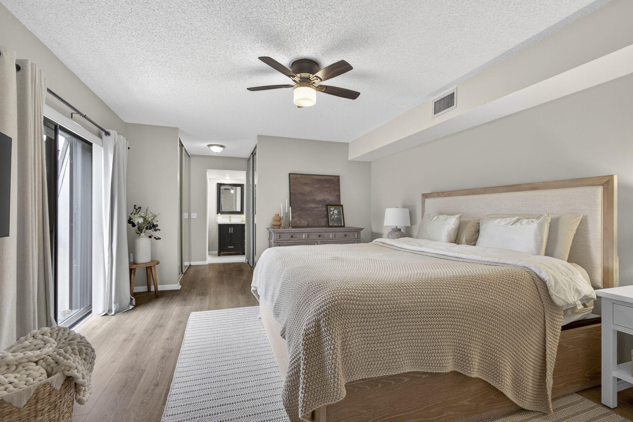 GLENWOOD TWNHS - Residential