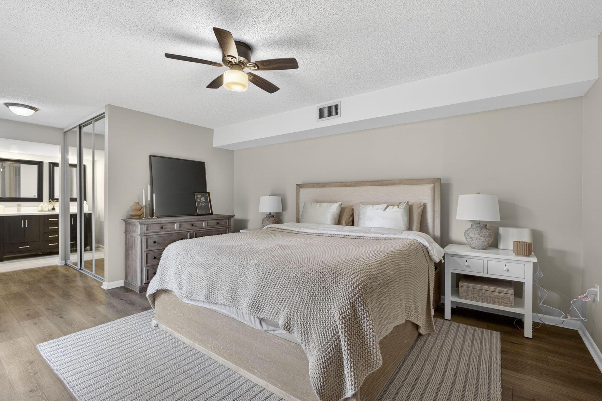 GLENWOOD TWNHS - Residential