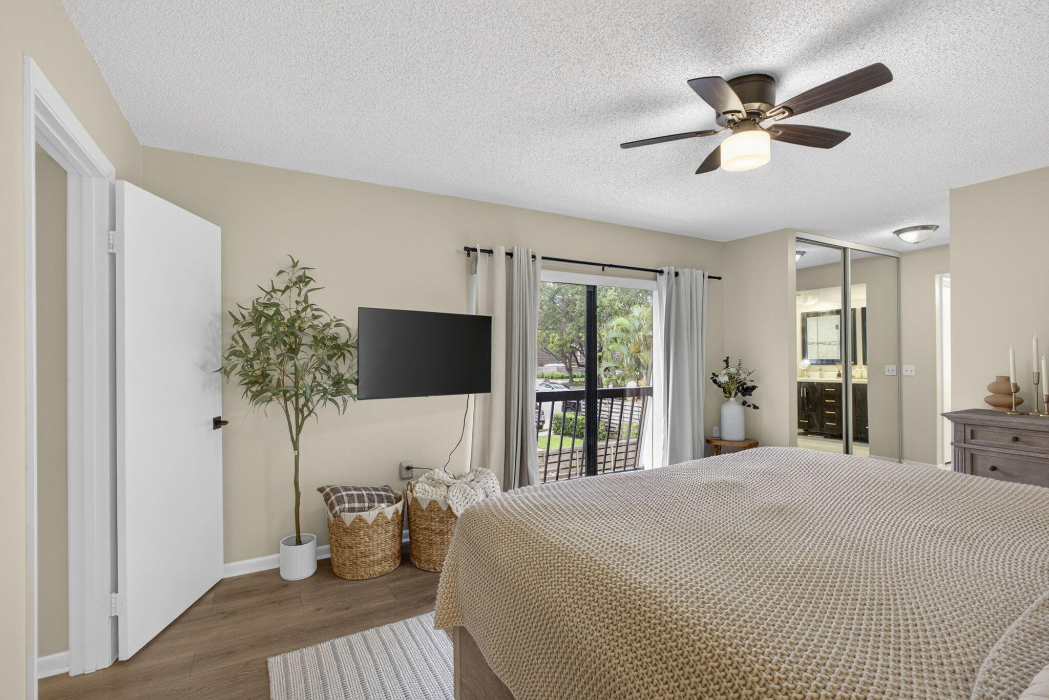 GLENWOOD TWNHS - Residential