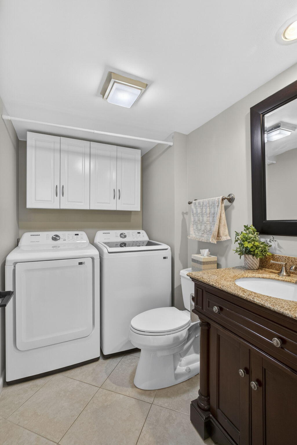 GLENWOOD TWNHS - Residential