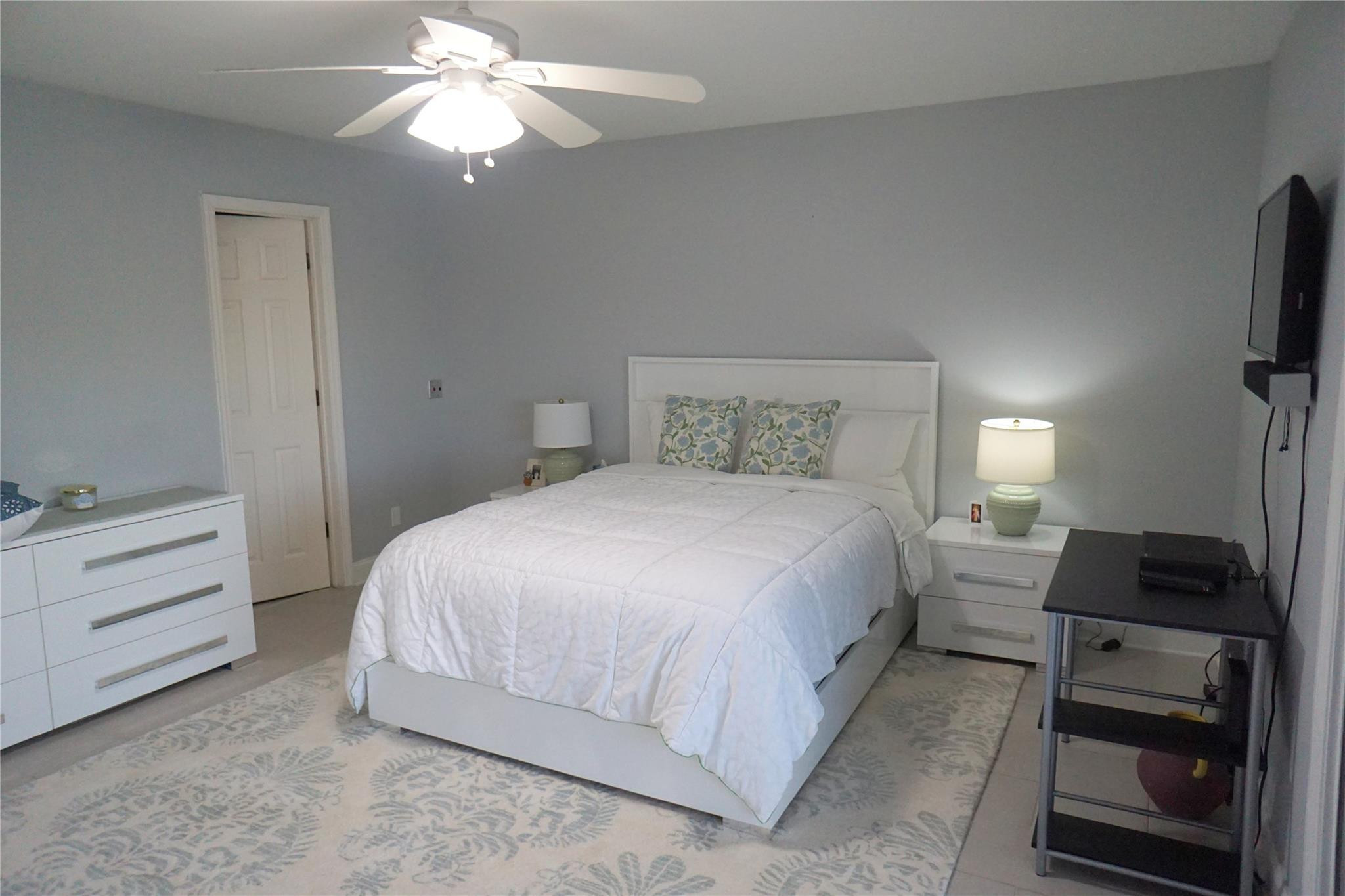 NEWPORT H CONDO - Residential