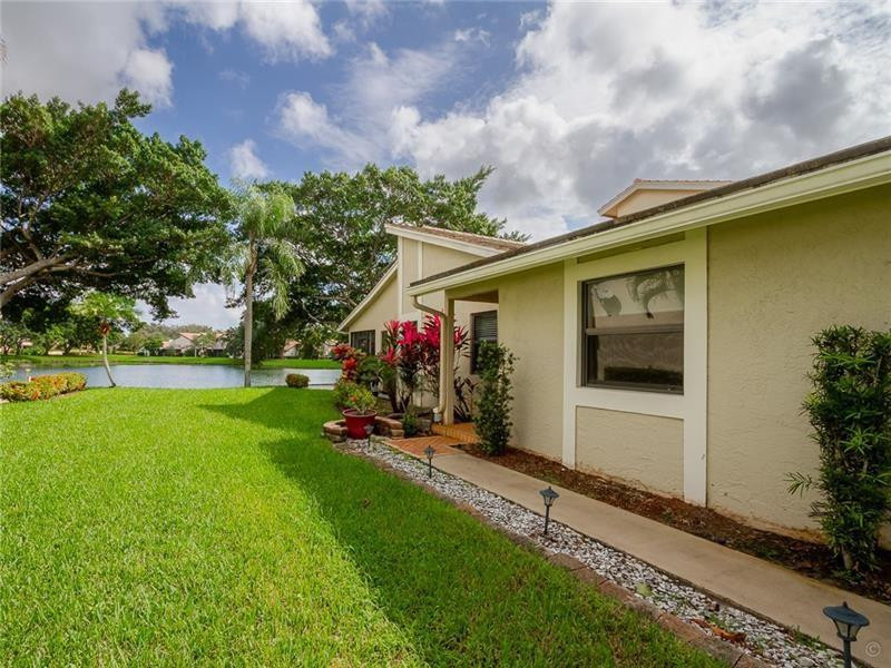 Townehomes of Deer Creek - Residential