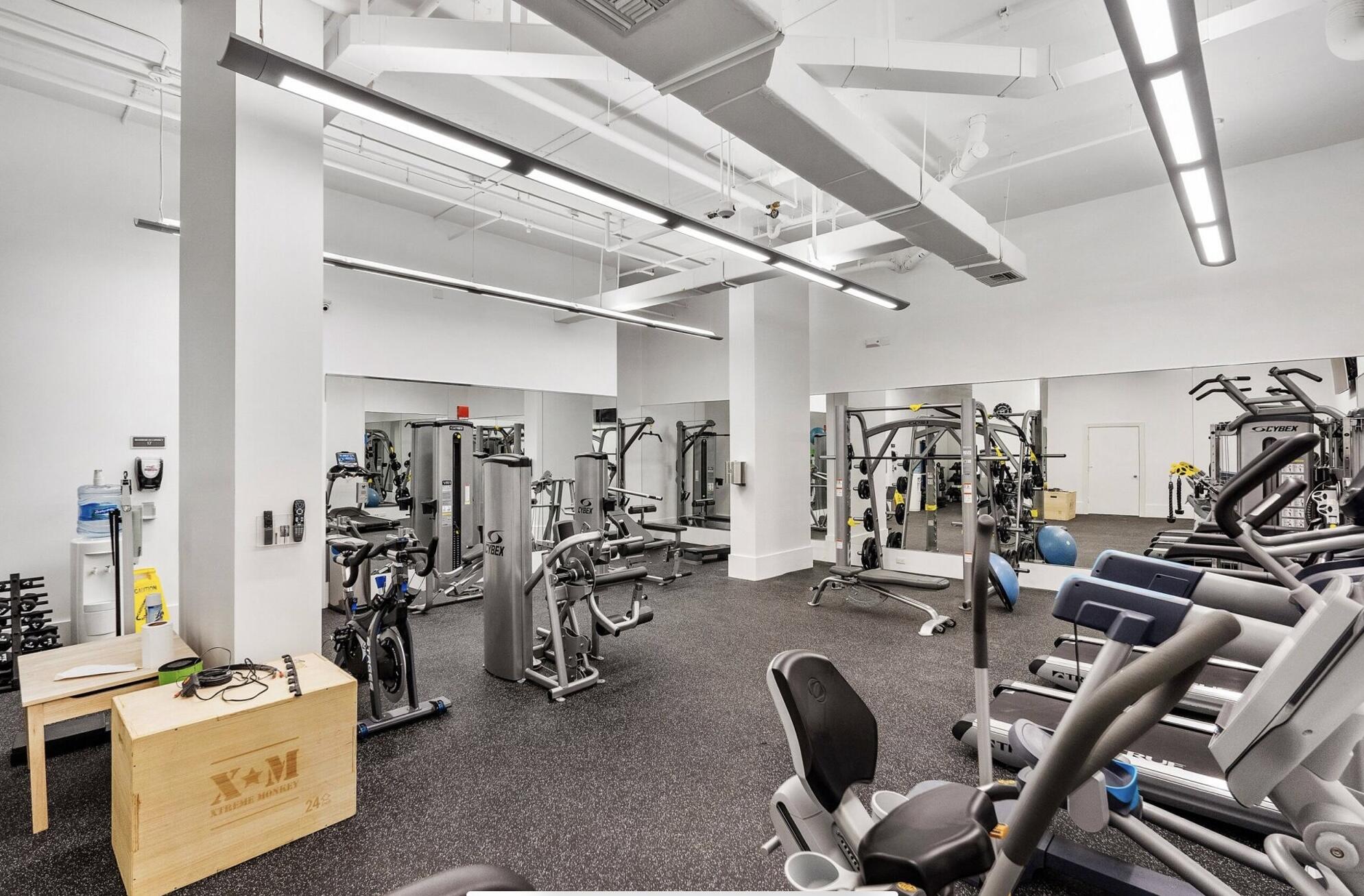 TWENTY ONE HUNDRED CONDO - Residential