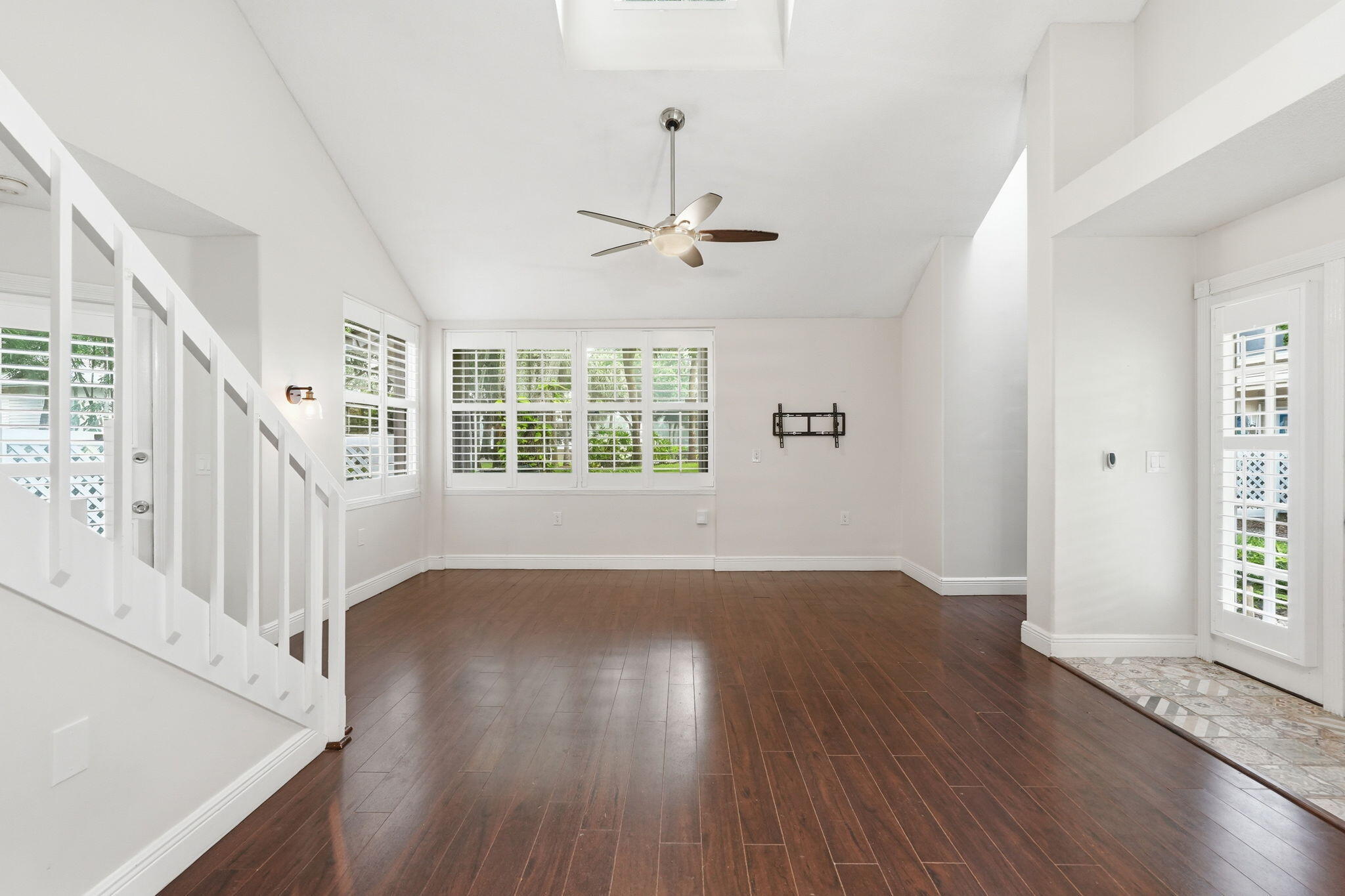 WELLESLEY AT LAKE CLARKE SHORES - Residential