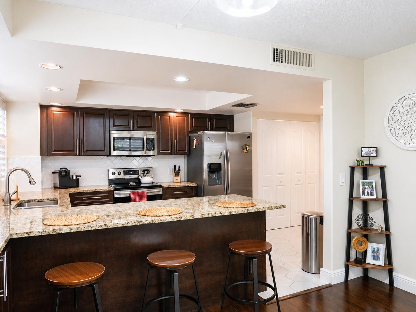 WELLESLEY AT LAKE CLARKE SHORES - Residential