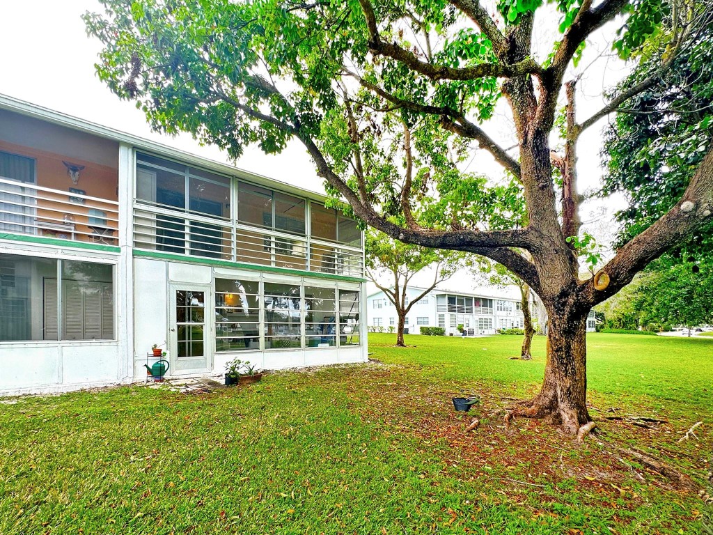 Century Village East - Residential