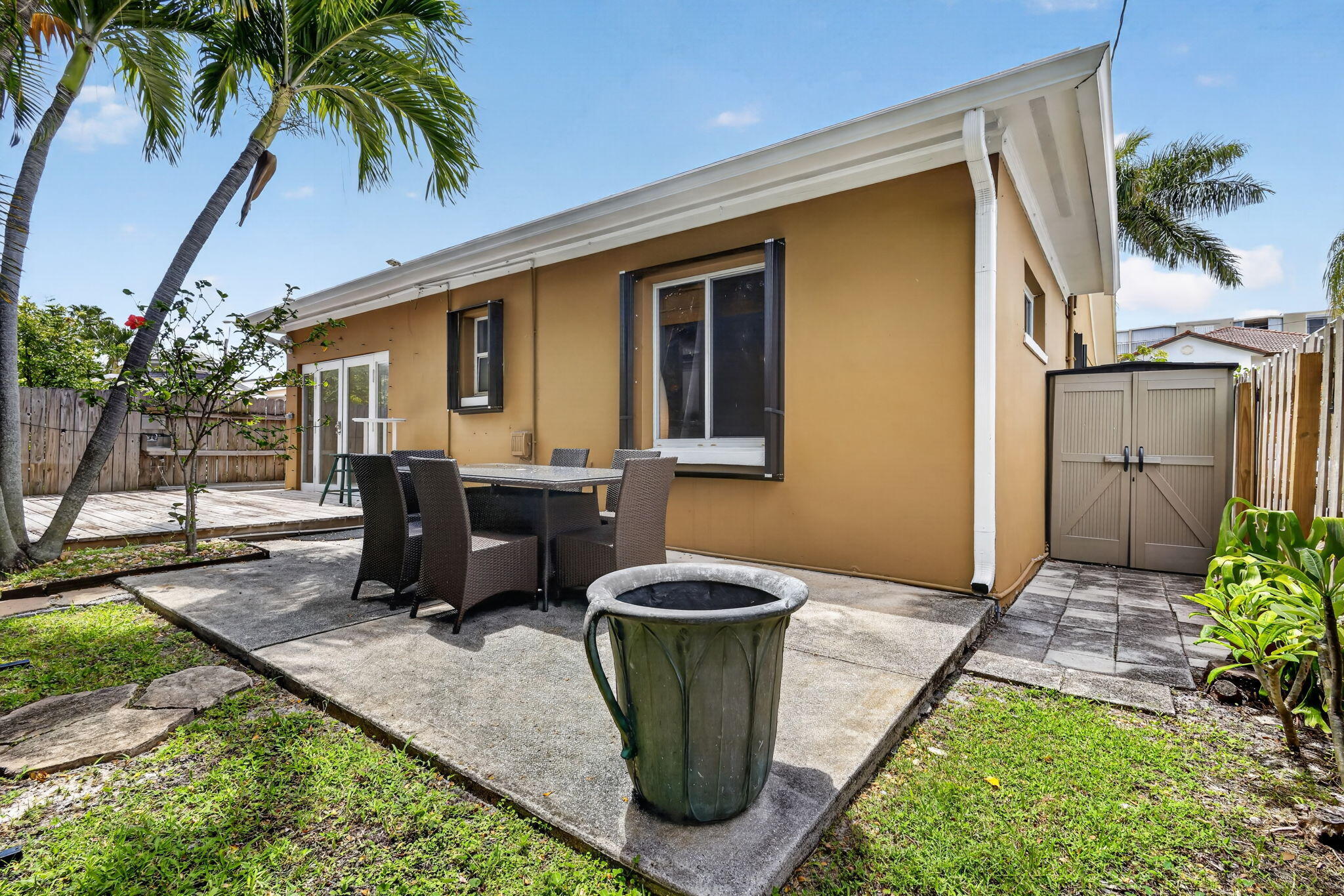 SOUTH PALM PARK - Residential