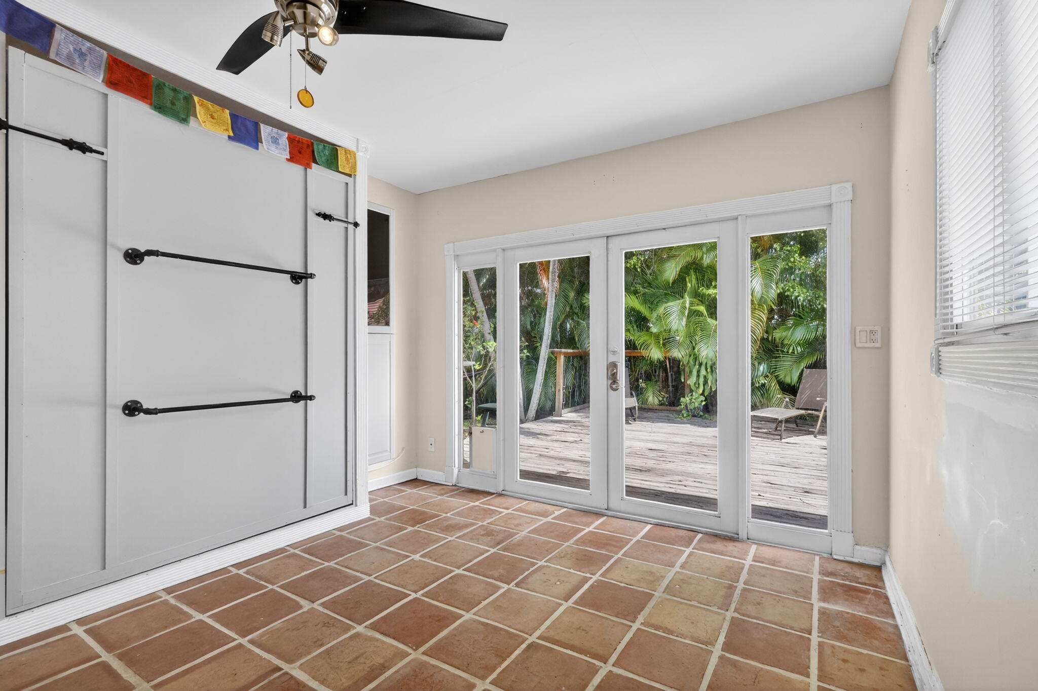 SOUTH PALM PARK - Residential