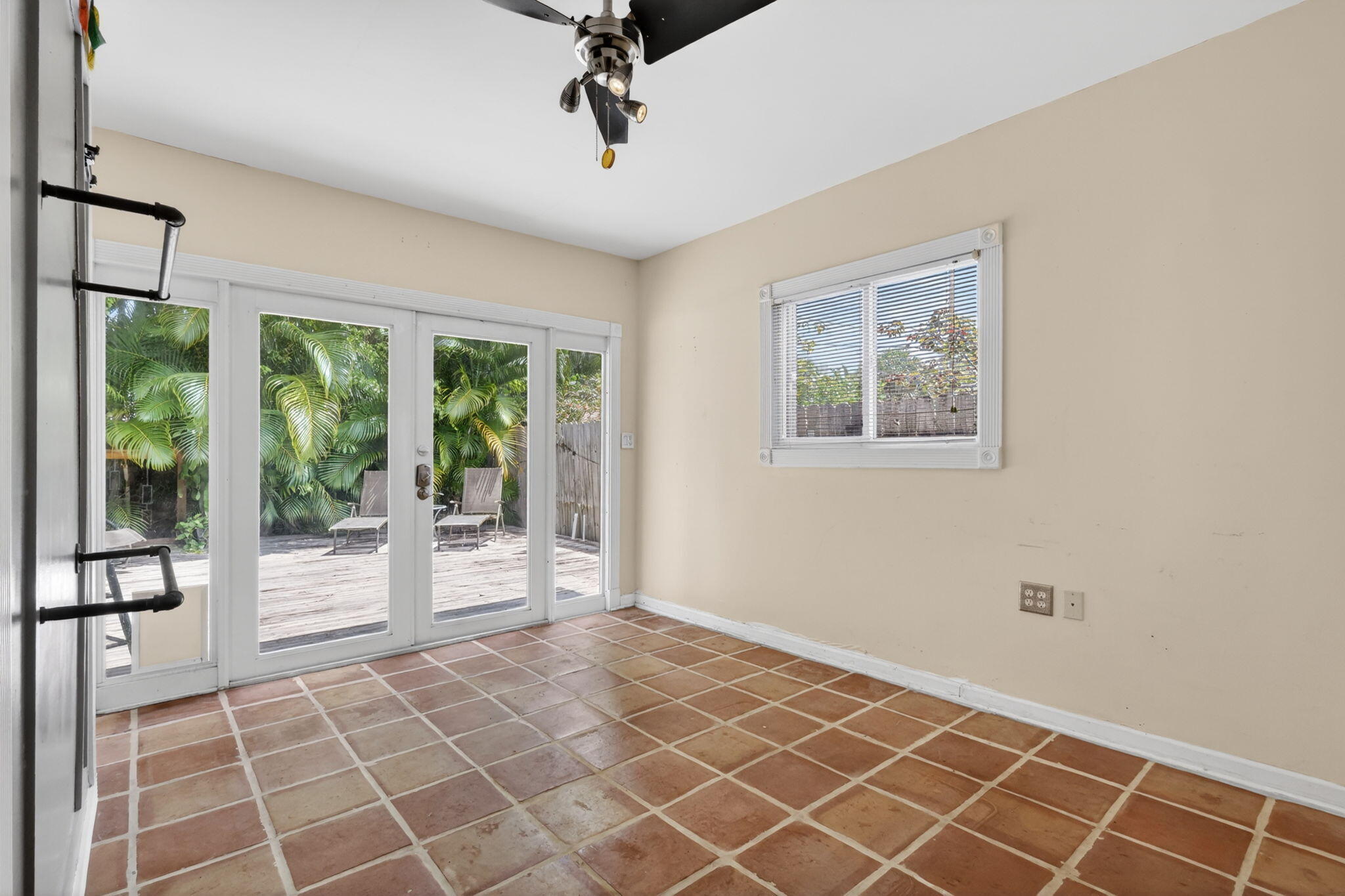 SOUTH PALM PARK - Residential