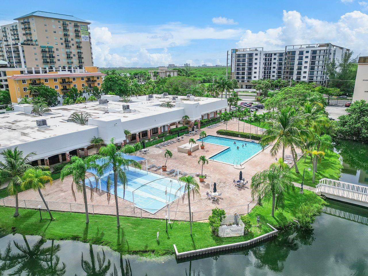 DANIANS CONDOMINIUM NO 2 - Residential