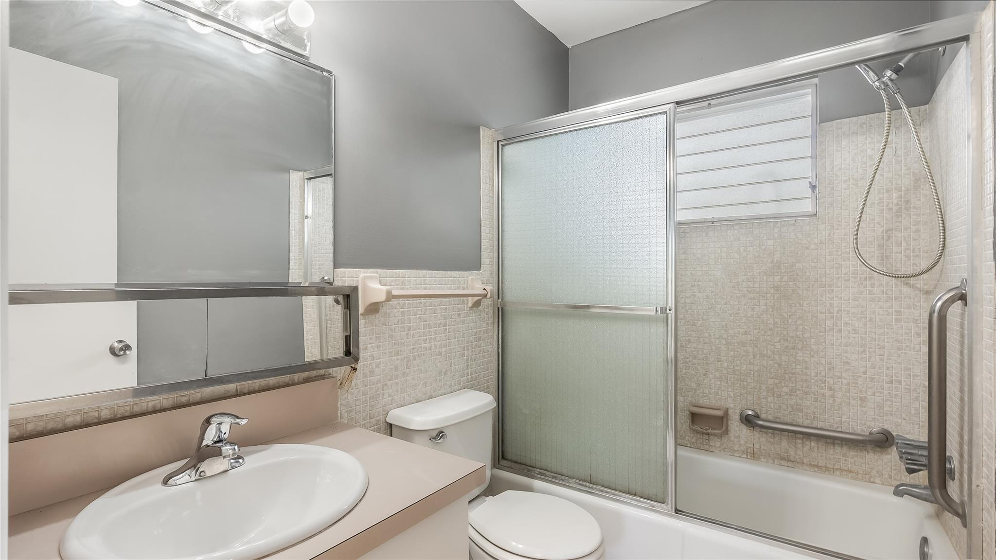 SHERIDAN LAKES CONDO APTS NO 6 - Residential Lease