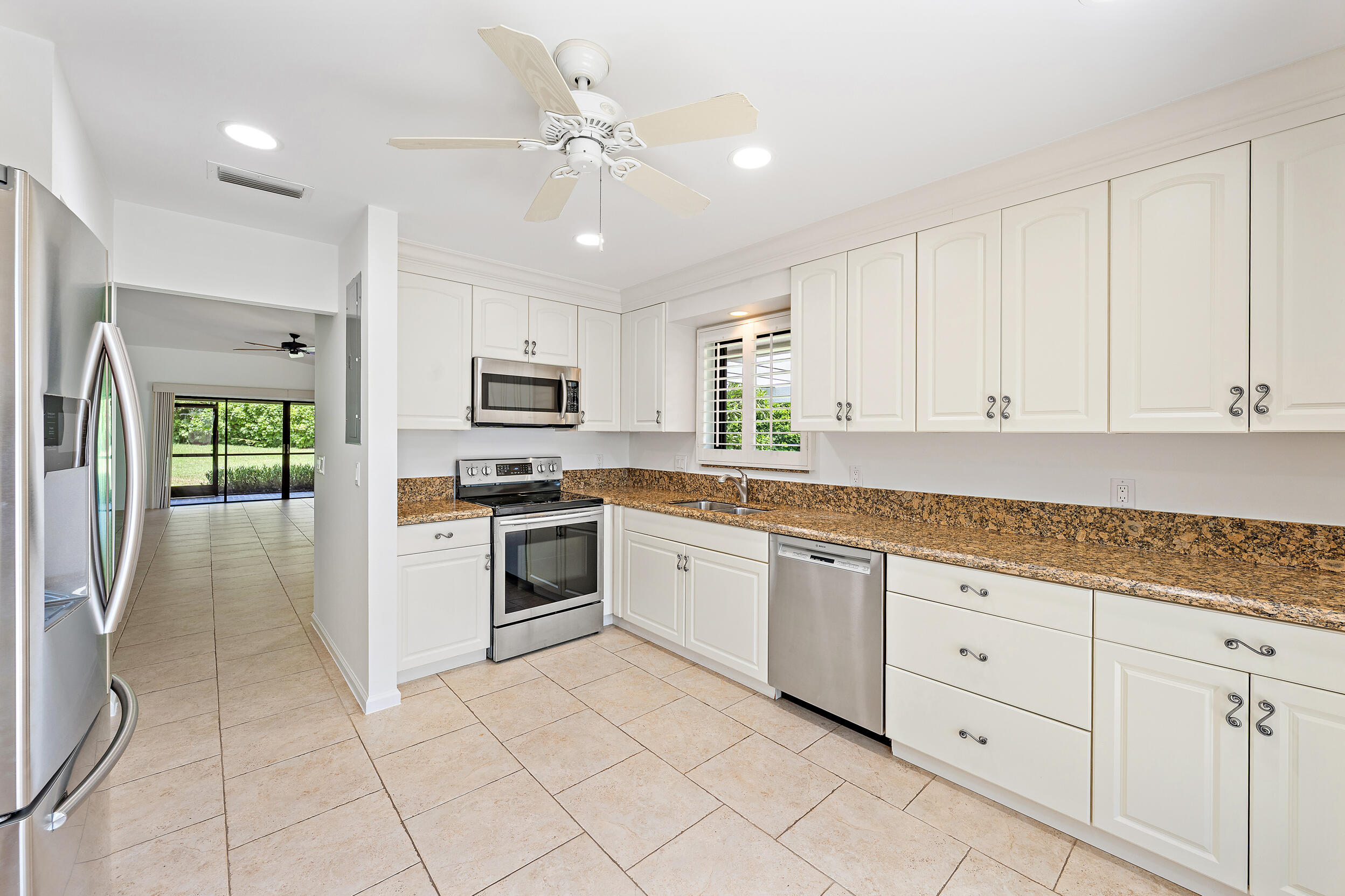 Windward - Jonathans Landing - Residential