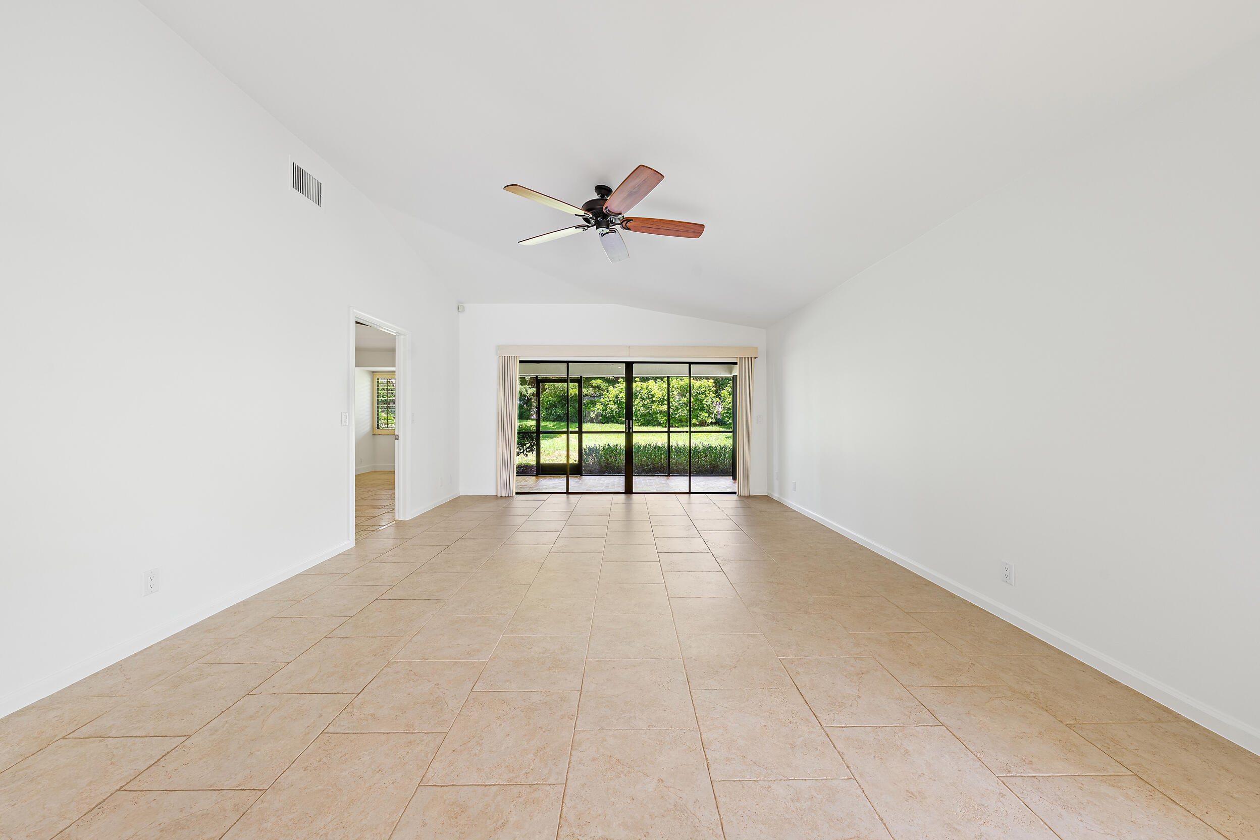 Windward - Jonathans Landing - Residential