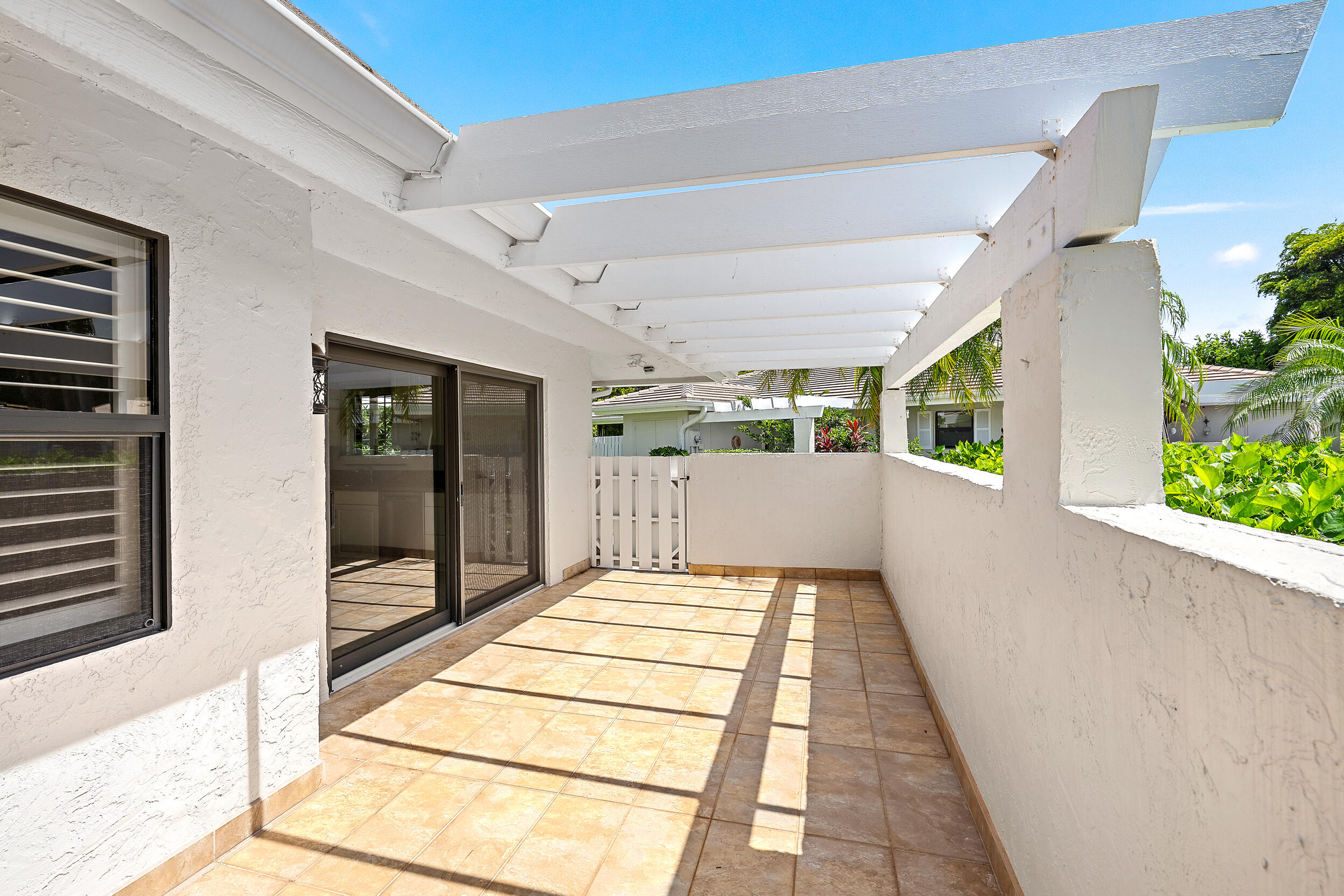 Windward - Jonathans Landing - Residential