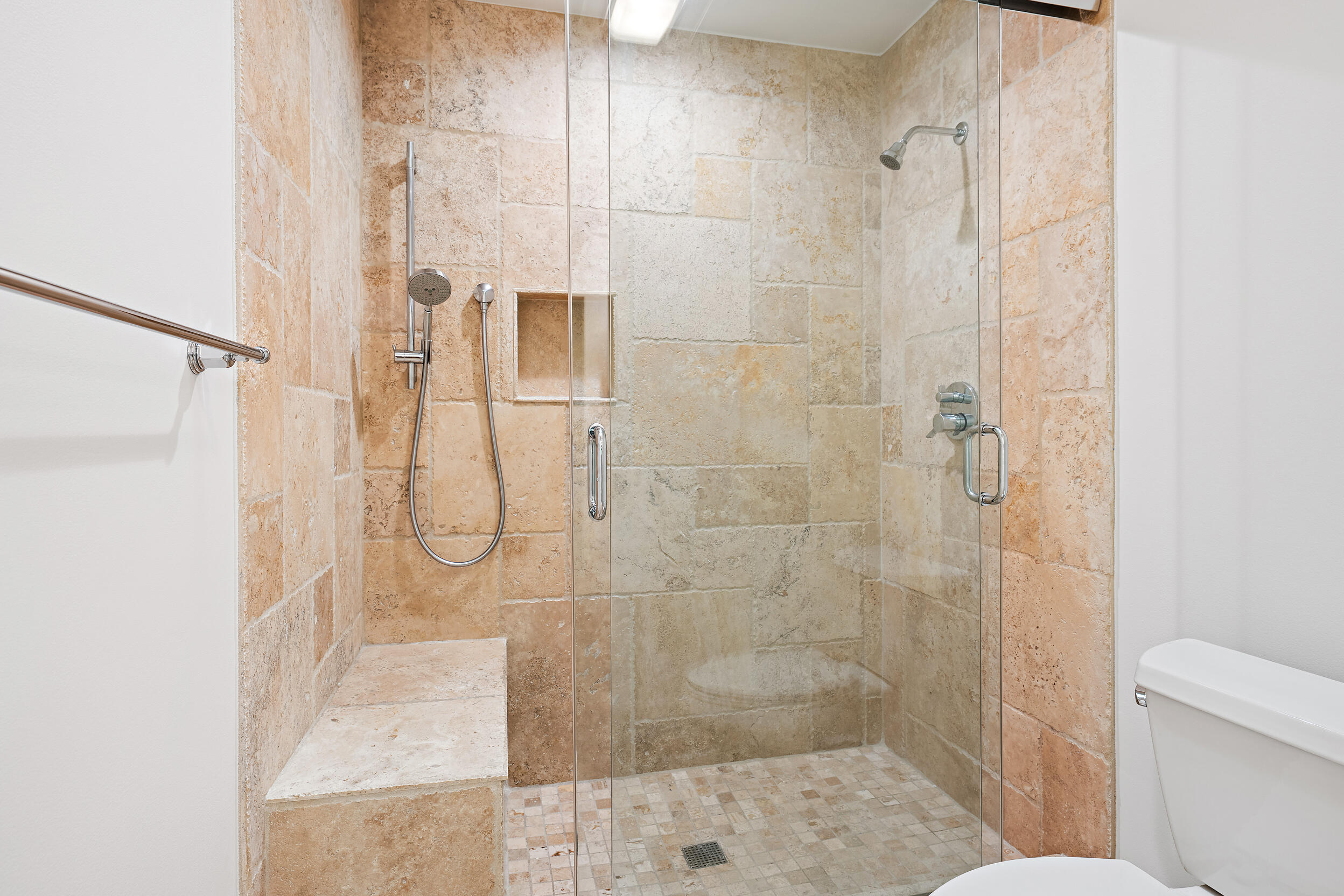 Windward - Jonathans Landing - Residential