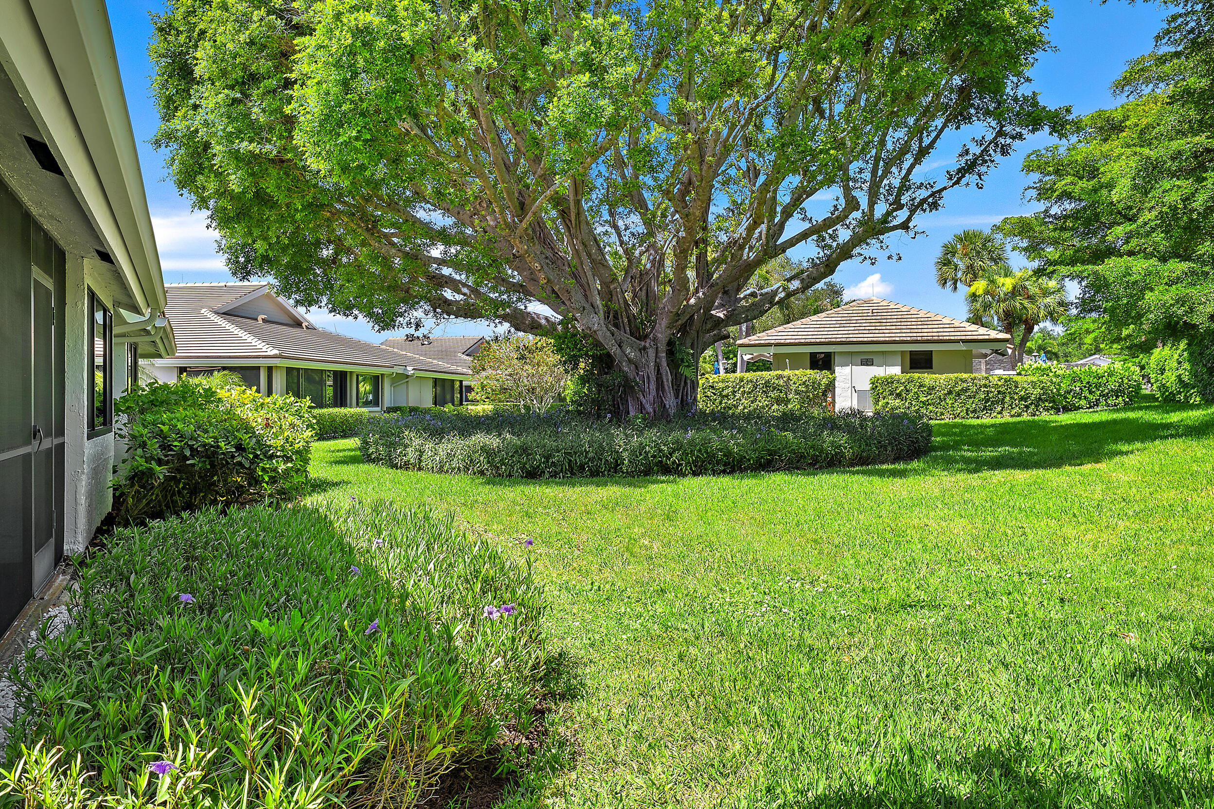 Windward - Jonathans Landing - Residential