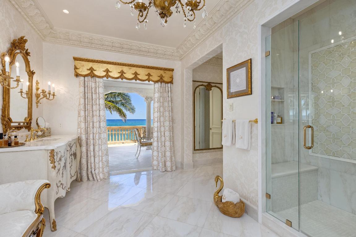 PALM BEACH ESTATES - Residential