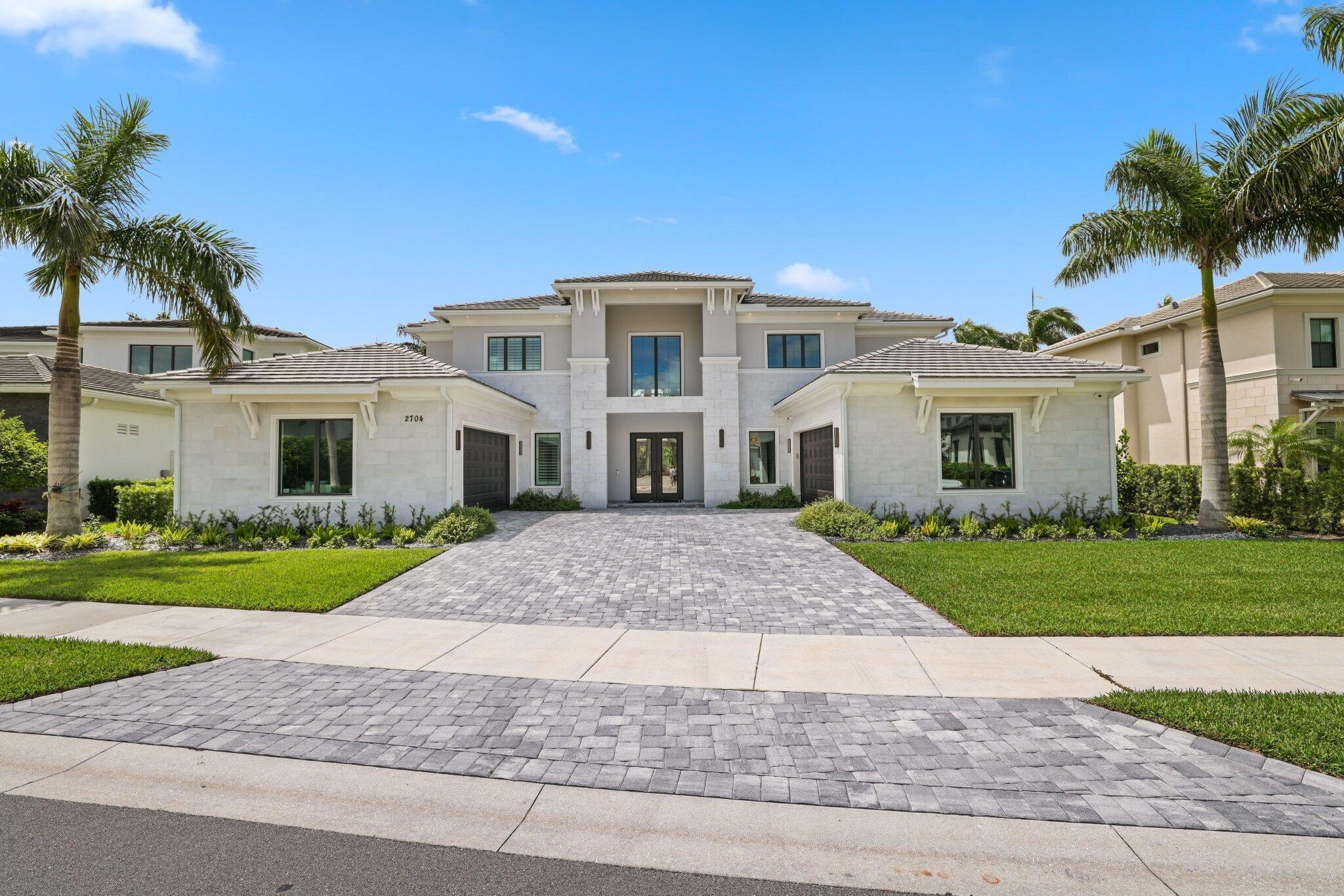 ROYAL PALM POLO - Residential