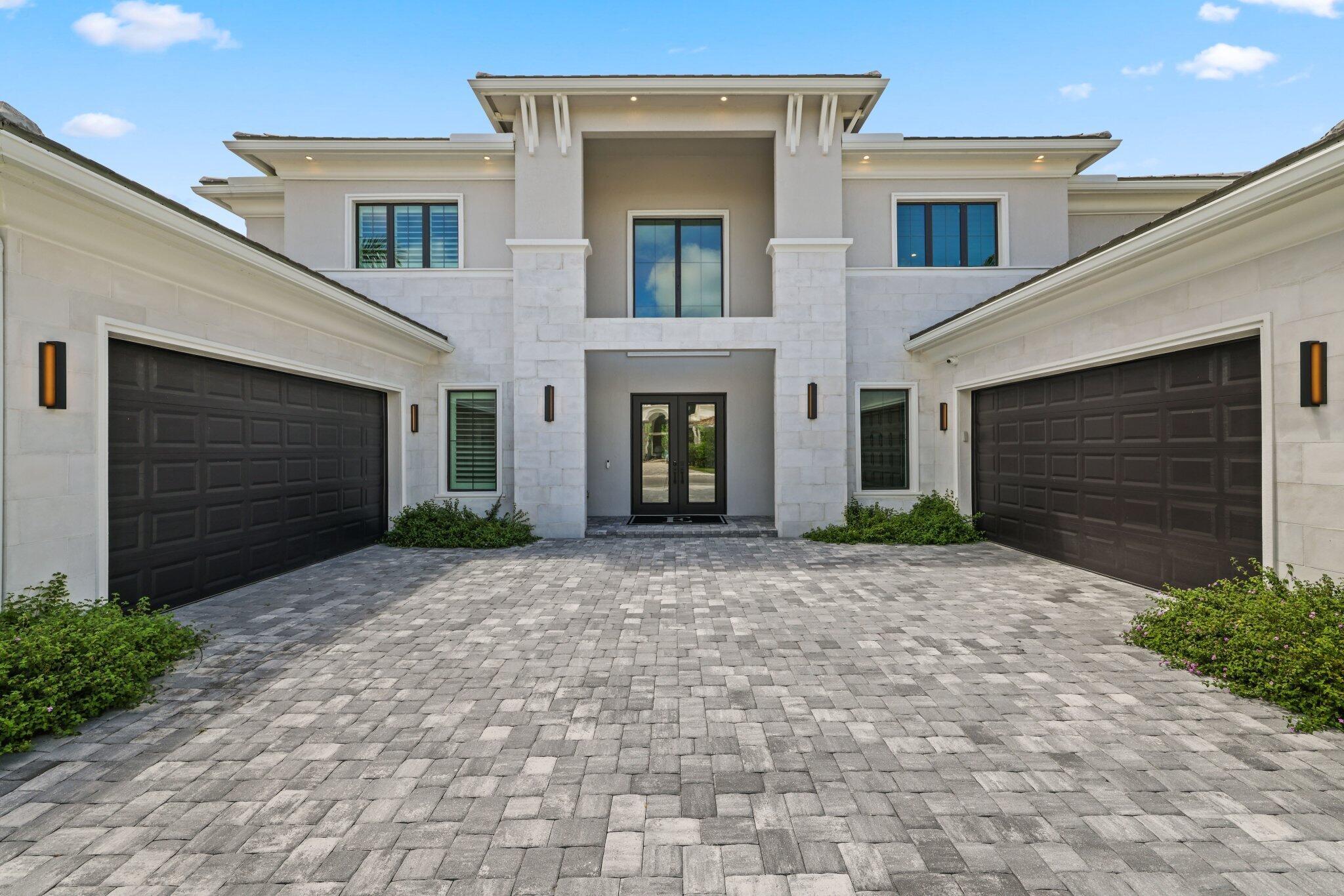 ROYAL PALM POLO - Residential