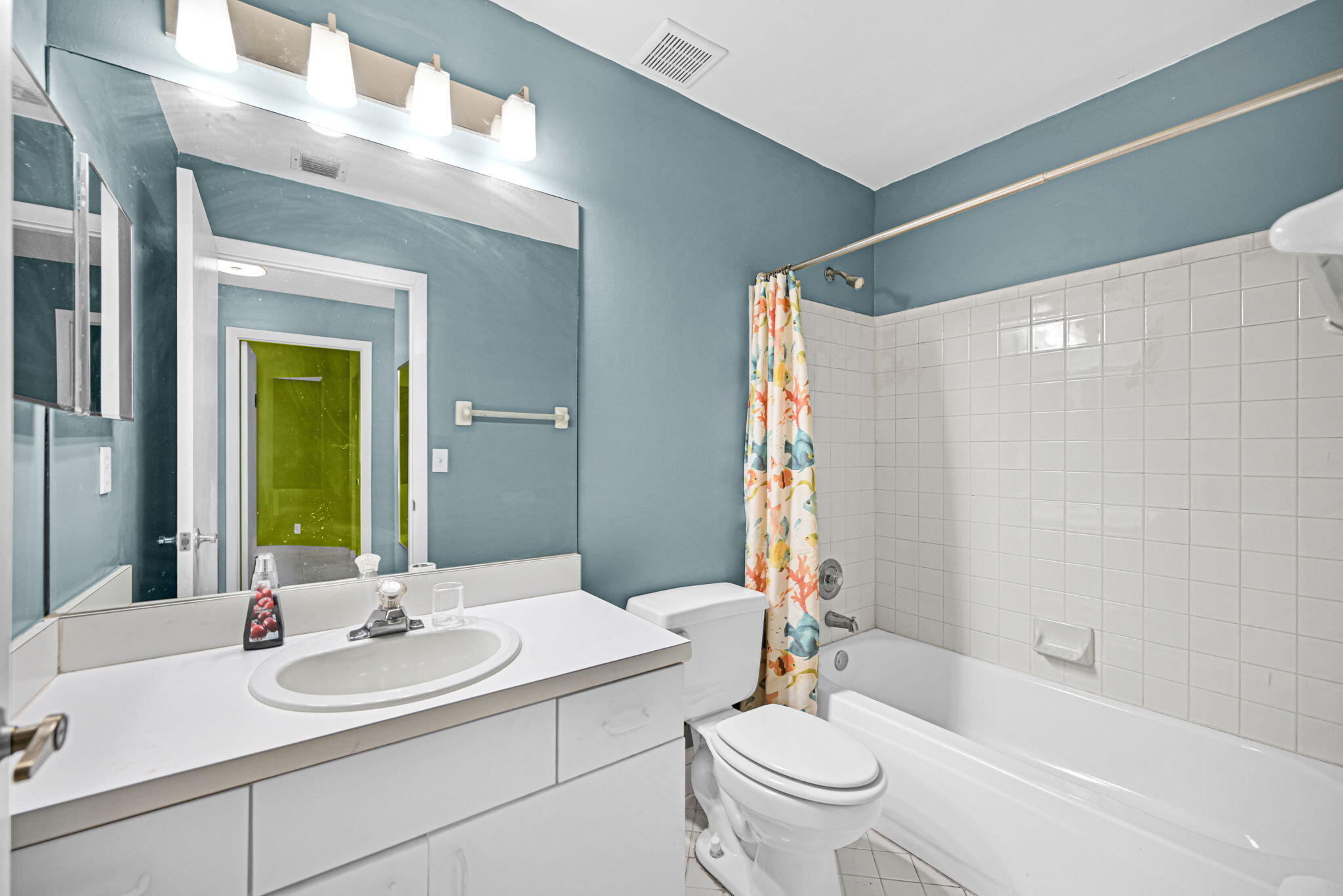 HOLIDAY SPRINGS EAST - Residential