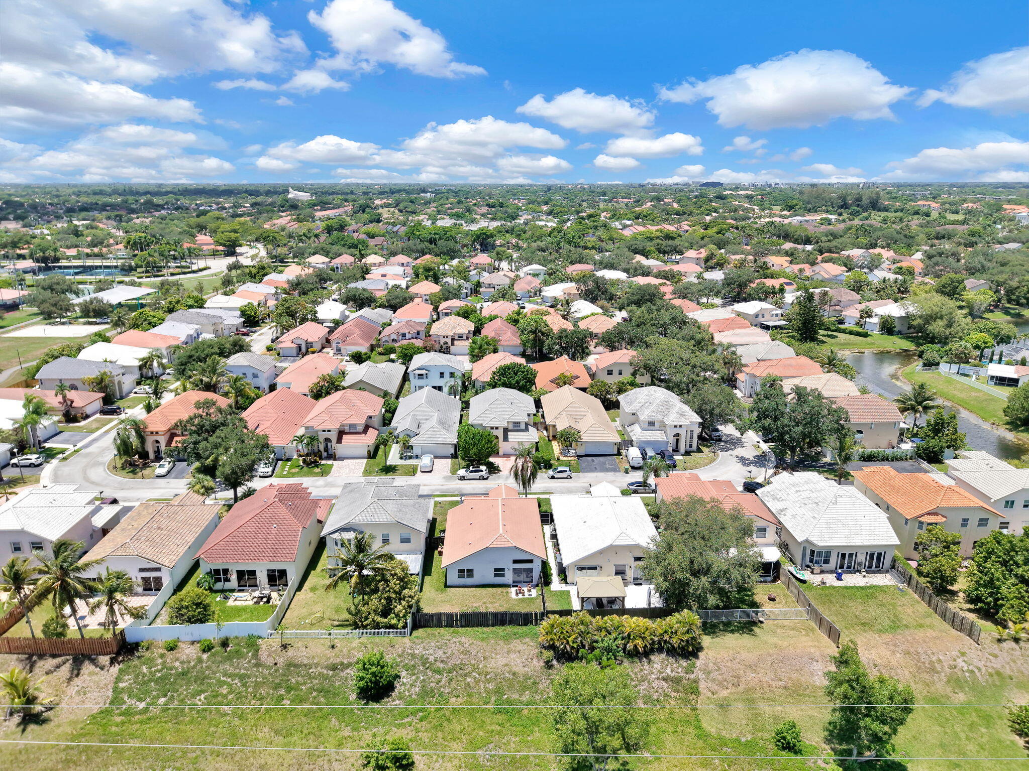 HOLIDAY SPRINGS EAST - Residential