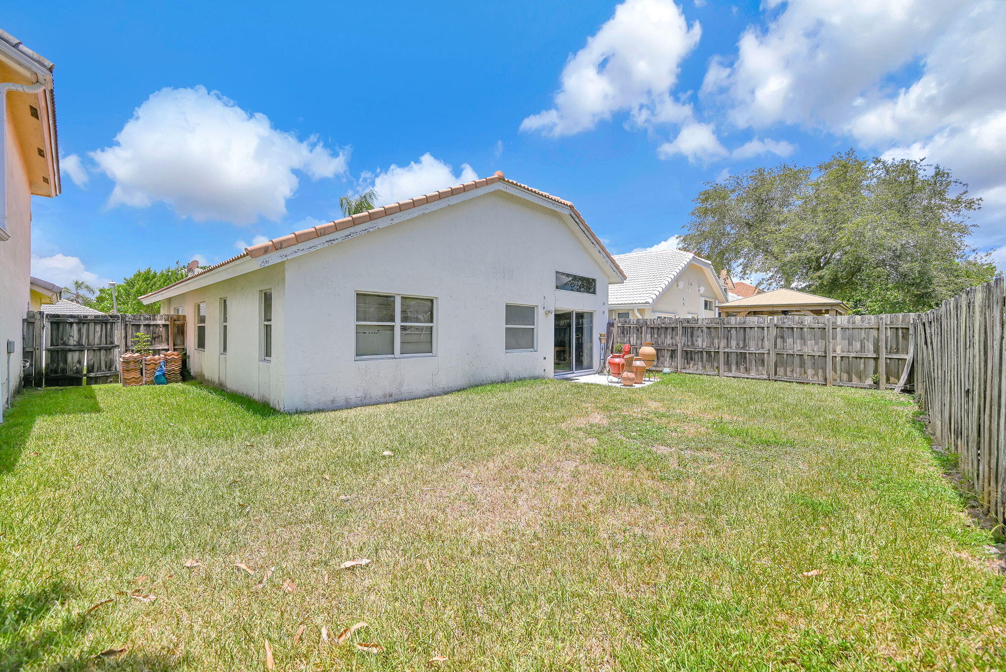 HOLIDAY SPRINGS EAST - Residential