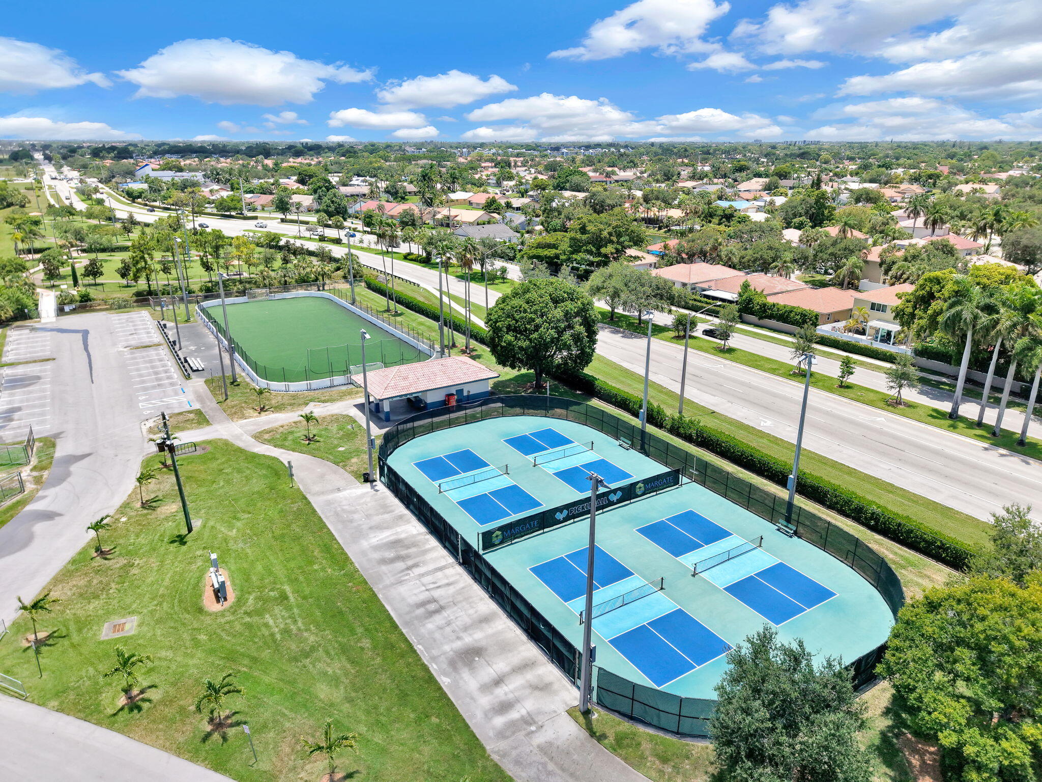 HOLIDAY SPRINGS EAST - Residential