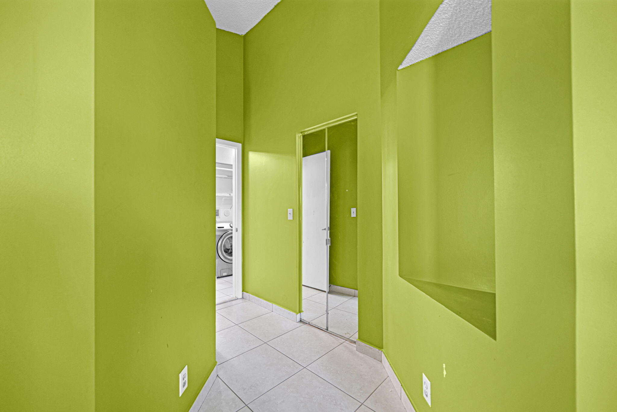 HOLIDAY SPRINGS EAST - Residential